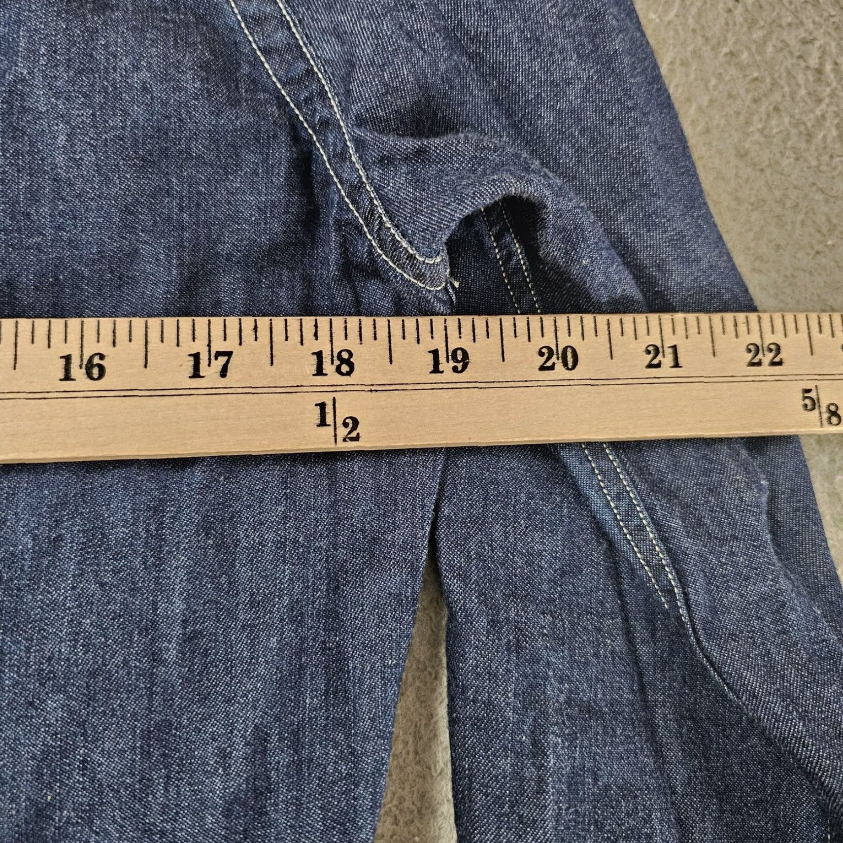 Express Express Denim Shirt Mens Small Blue Long Sleeve Button Front Pockets Casual Size US S / EU 44-46 / 1 - 6 Thumbnail