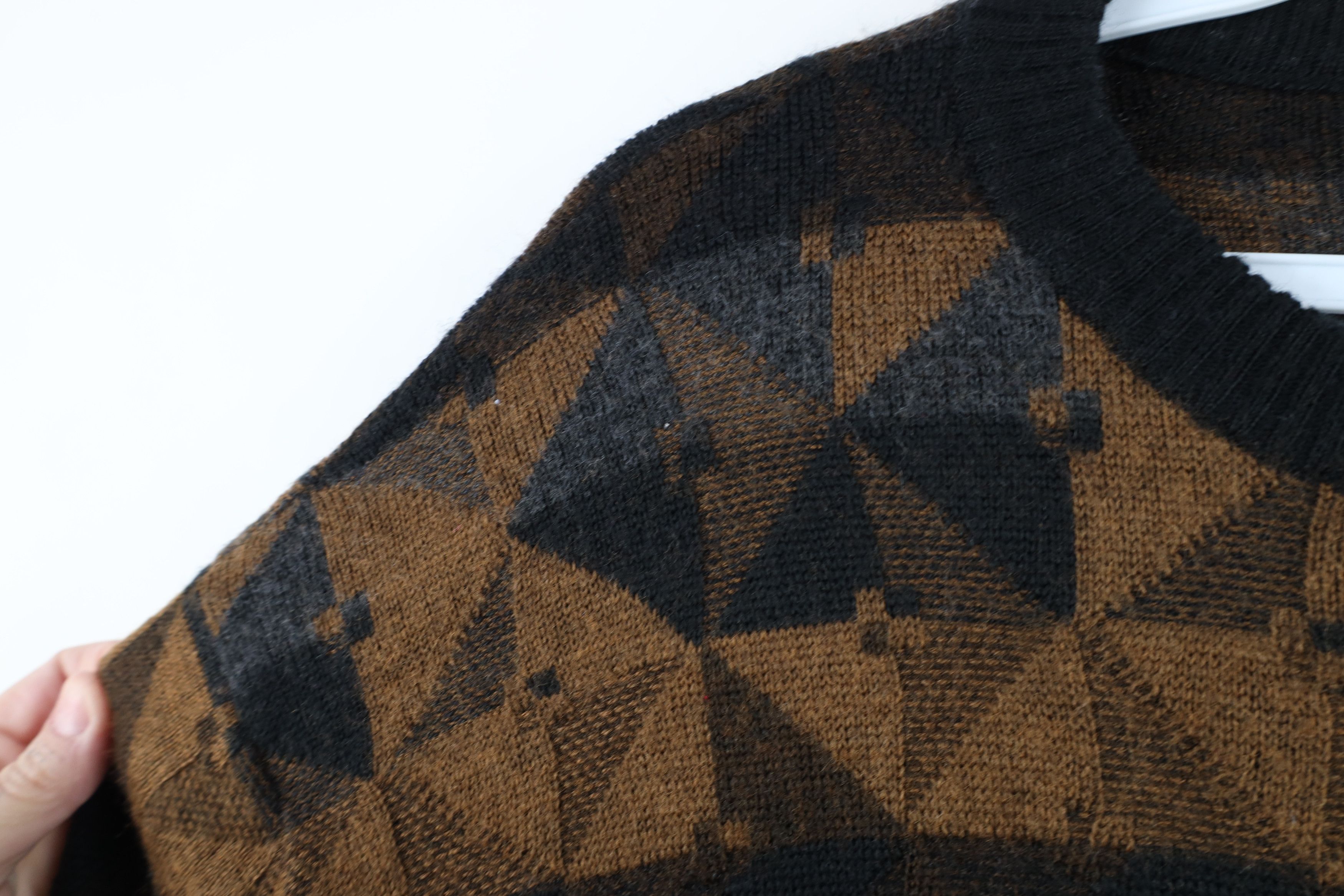 Vintage Vintage 90s Coogi Style Earth Tone Checkered Knit Sweater Size US L / EU 52-54 / 3 - 6 Thumbnail