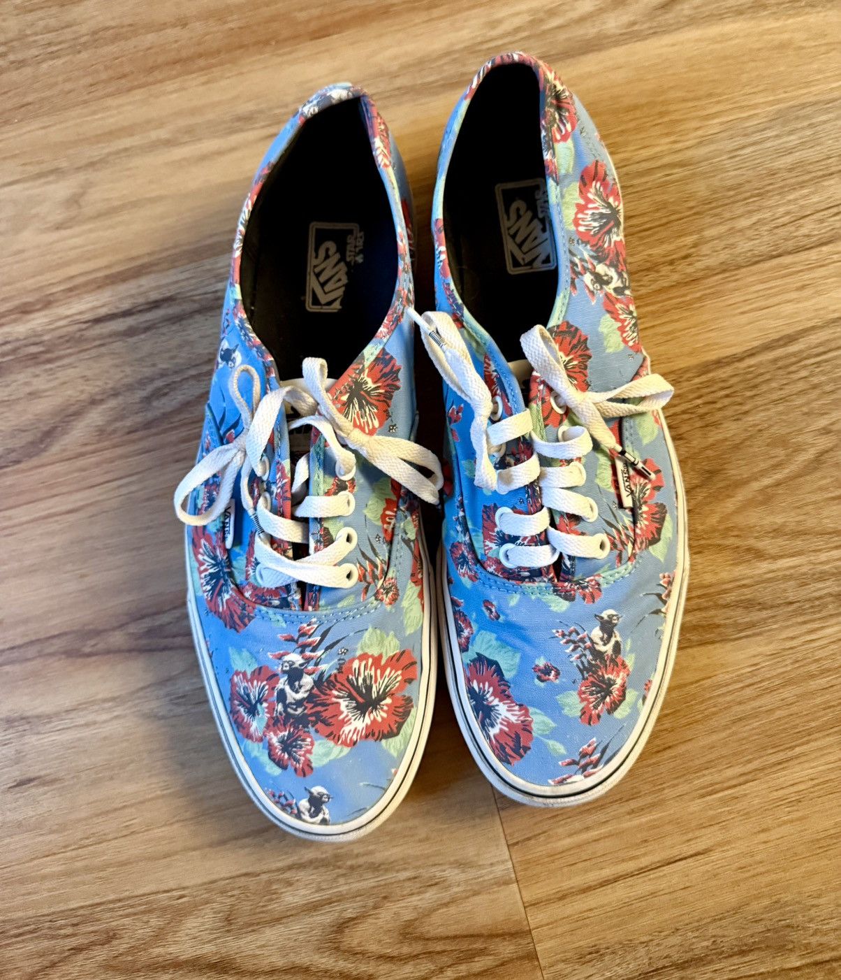 Vans Vans x Star Wars Yoda Floral Hawaiian size 13 Size US 13 / EU 46 - 1 Thumbnail