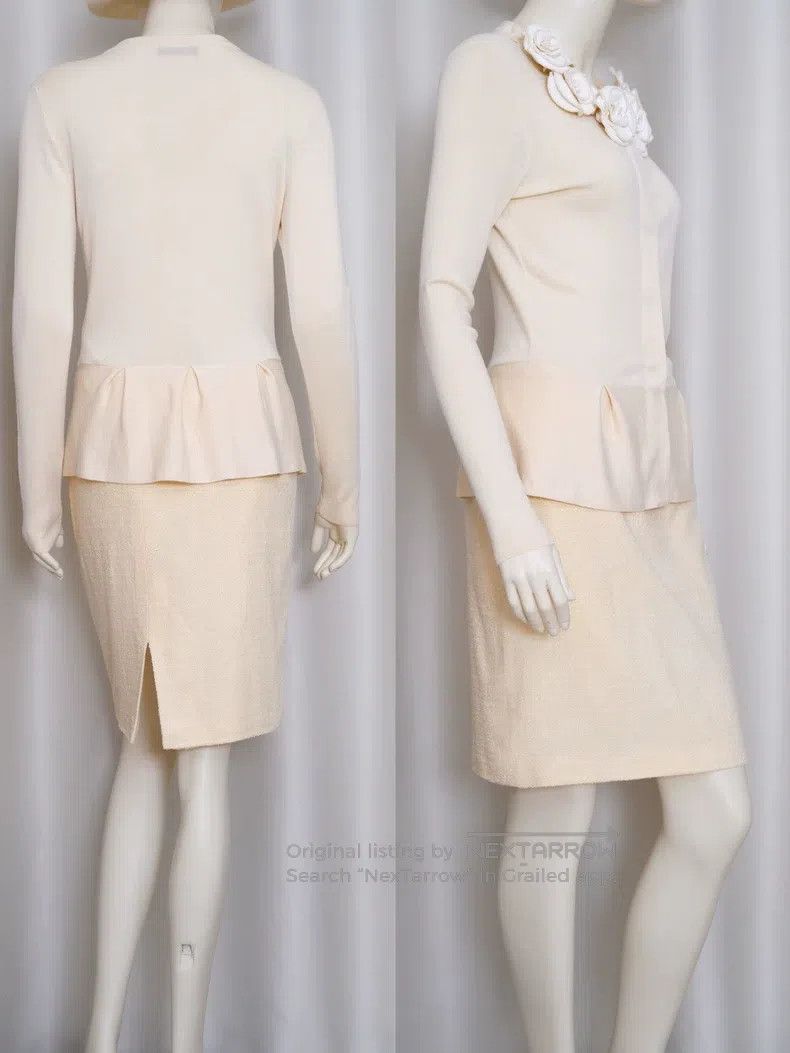 Valentino Valentino Cream umbrella pendulum crew neck detachable thr Size S / US 4 / IT 40 - 9 Thumbnail