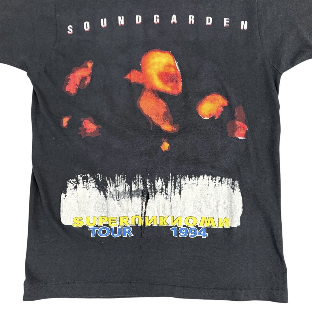 Band Tees Vintage 90s Soundgarden "Superunknown" Parking Lot Tee Size US L / EU 52-54 / 3 - 5 Thumbnail