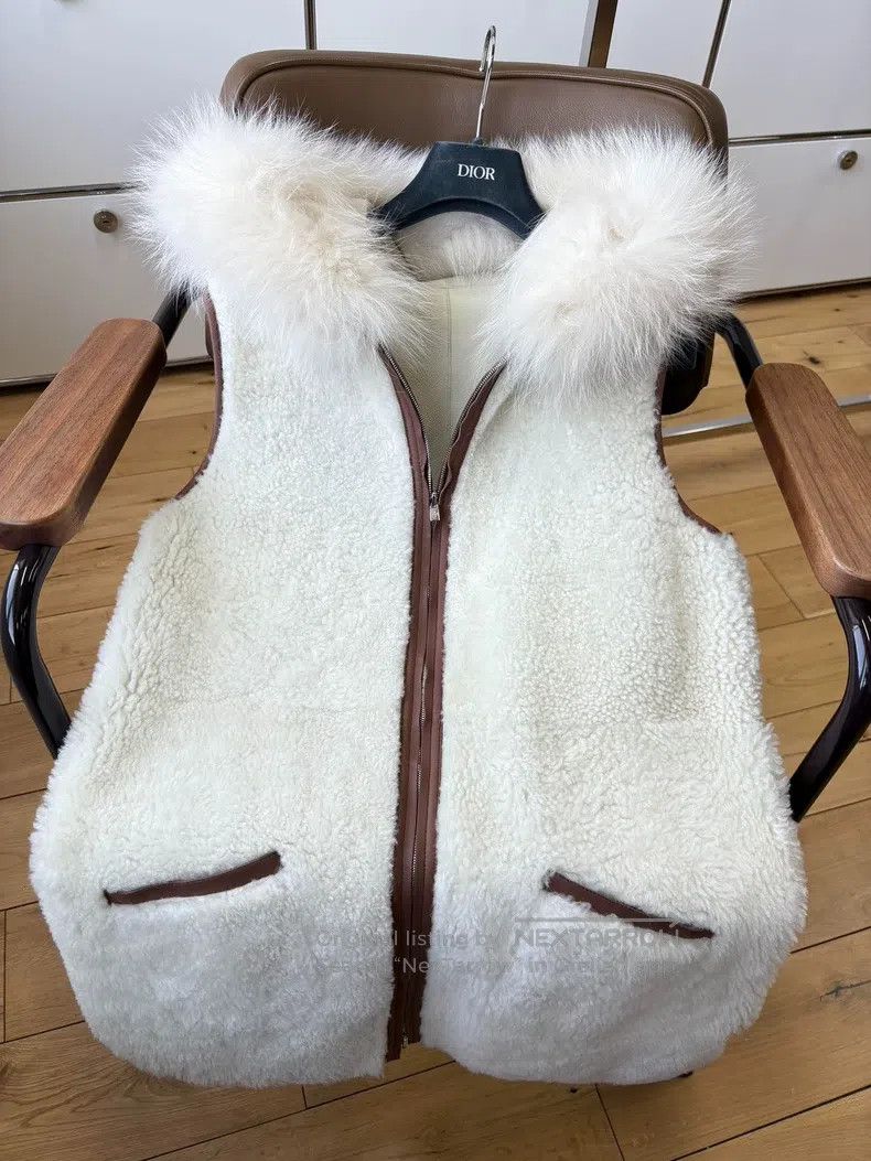 Loro Piana Loro Piana Cream White Lamb Fur Double Sided Wearable Vest Size M / US 6-8 / IT 42-44 - 6 Thumbnail