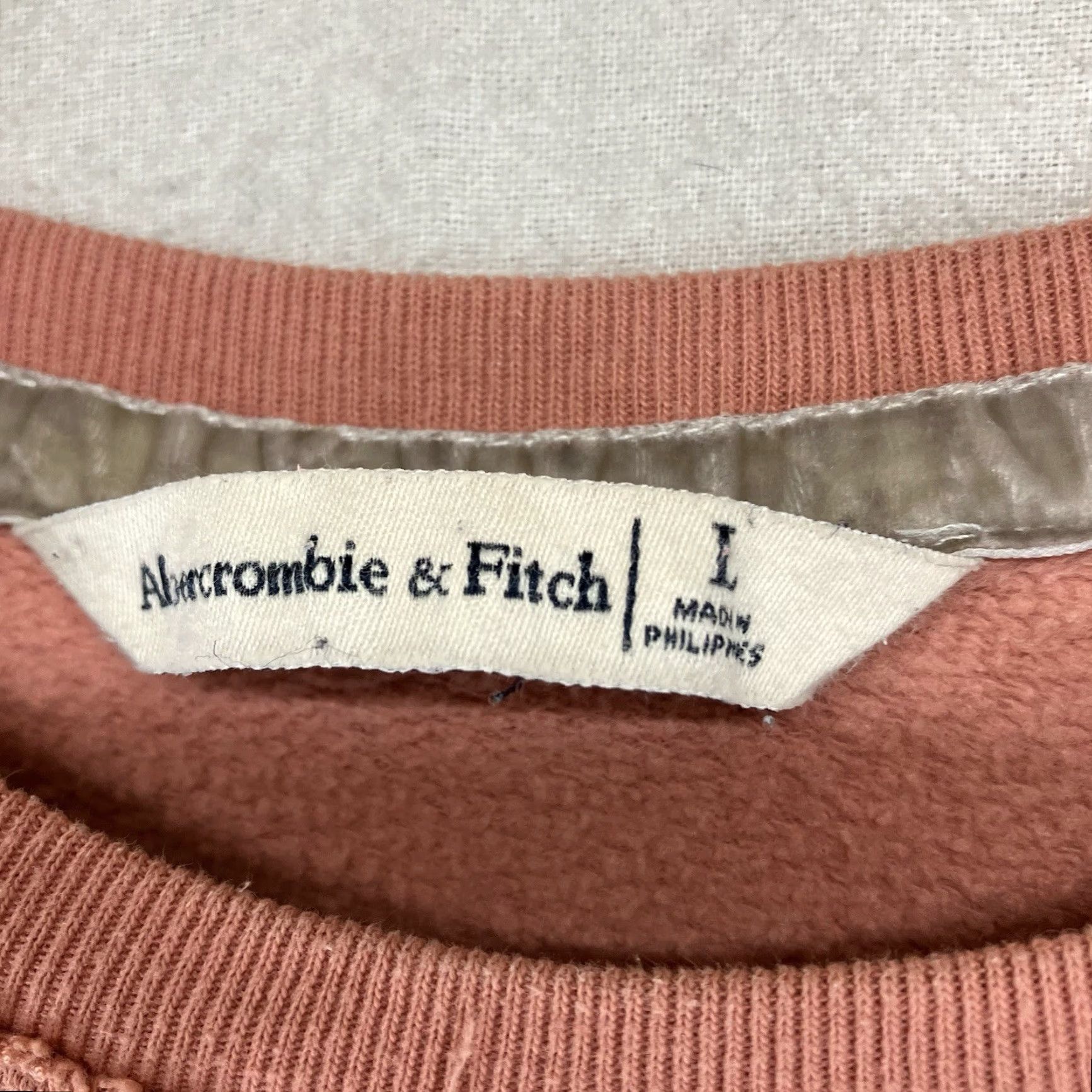 Abercrombie & Fitch Abercrombie & Fitch Sweatshirt Women's Large Raglan Sleeve Crew Neck Velvet Stripe Fleece Graphic Print Color Salmon Orange Modern Retro Size L / US 10 / IT 46 - 4 Thumbnail