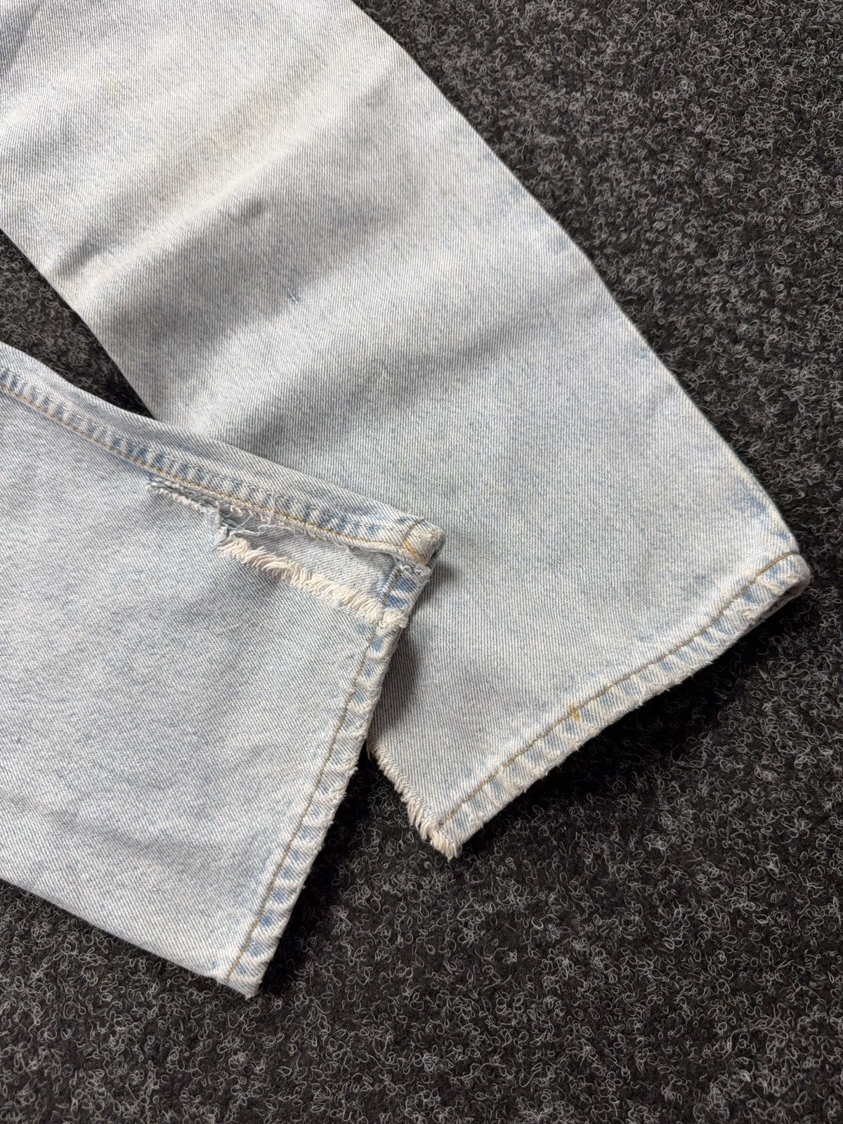 Levi's Vintage Clothing 90s Vintage Levi's 501 Made In Australia Light Wash Jeans Size US 29 - 15 Thumbnail