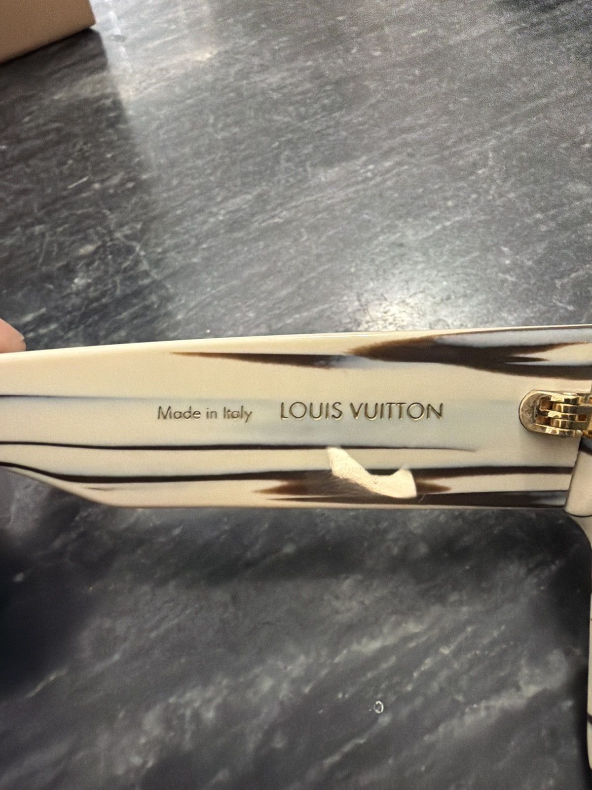 Louis Vuitton Louis Vuitton zebra cyclone Sunglasses W Size ONE SIZE - 6 Thumbnail