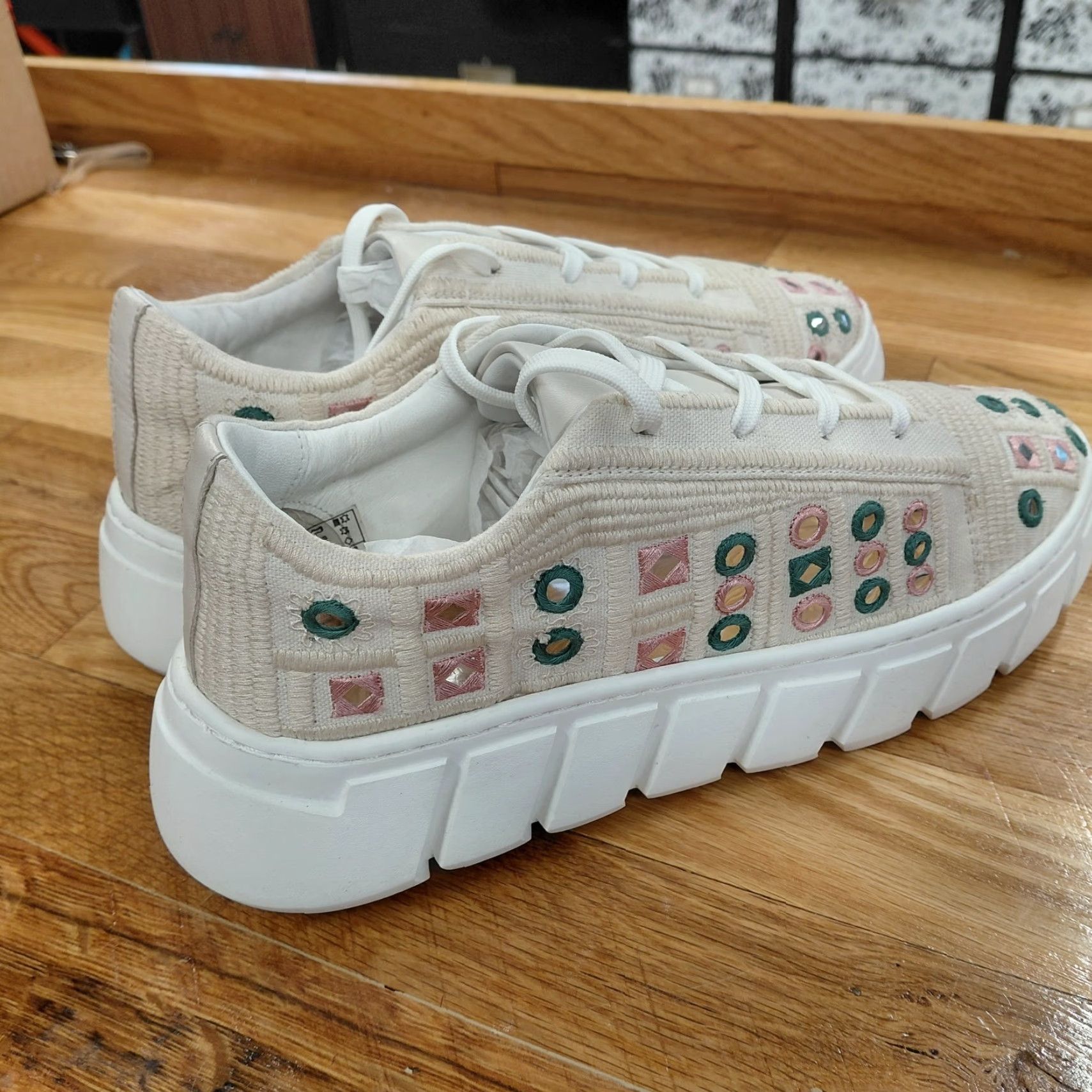Free People Free People Catch Me If You Can Women 40 US 9.5 Multicolor Floral Crochet Sneakers Mirror Combo Sneaker Womens Size US 10.5 / IT 40.5 - 5 Thumbnail