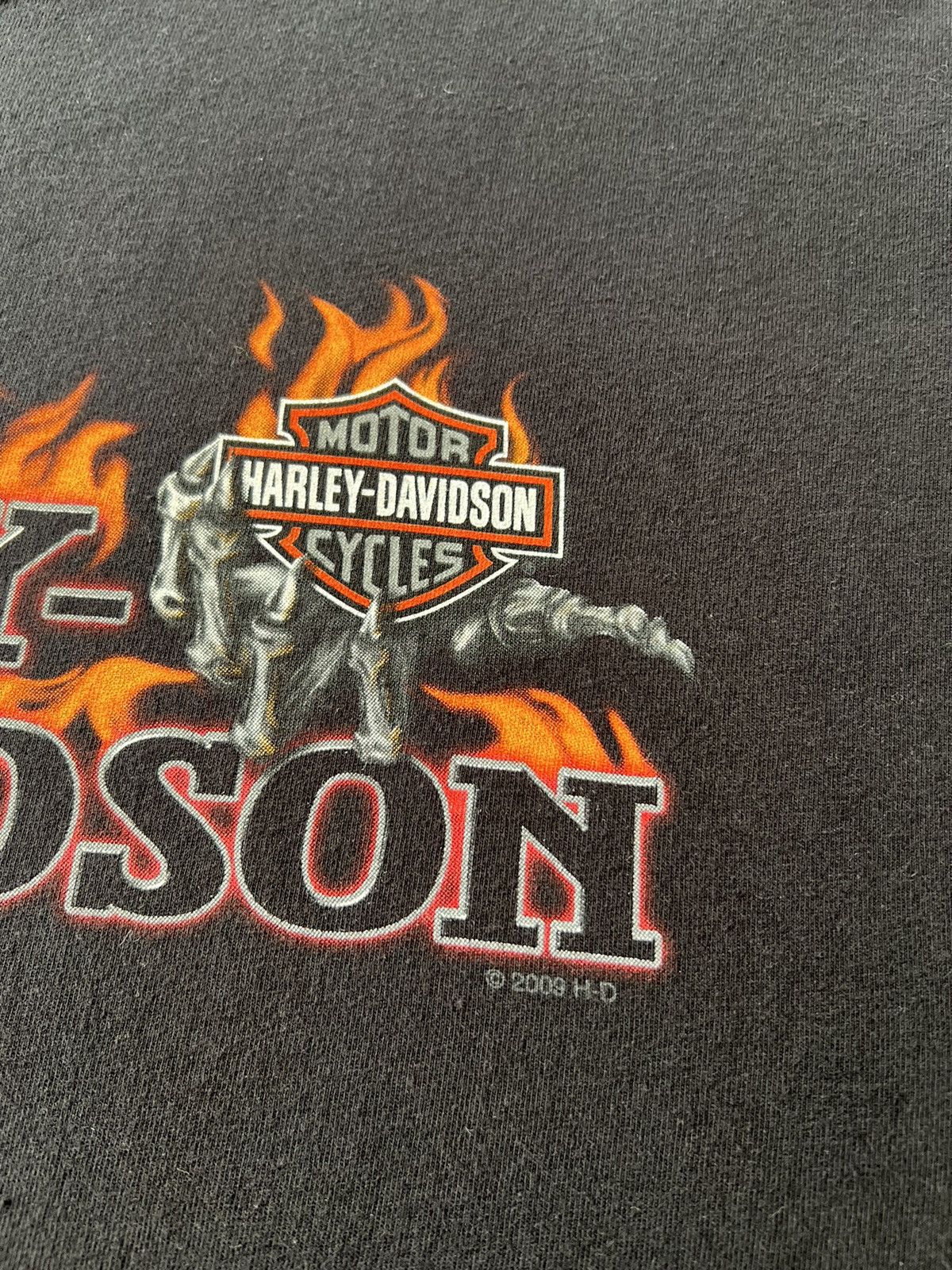 Harley Davidson Vintage 2009 Harley Davidson Fire Flame Long Sleeve T-shirt Size US XXL / EU 58 / 5 - 8 Thumbnail