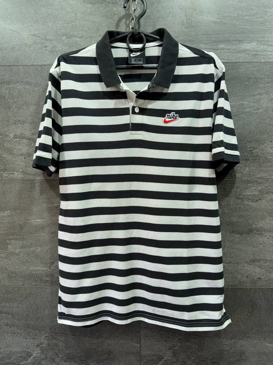Vintage Nike Sportswear Men's Polo Shirt Striped White Black Size US M / EU 48-50 / 2 - 1 Thumbnail