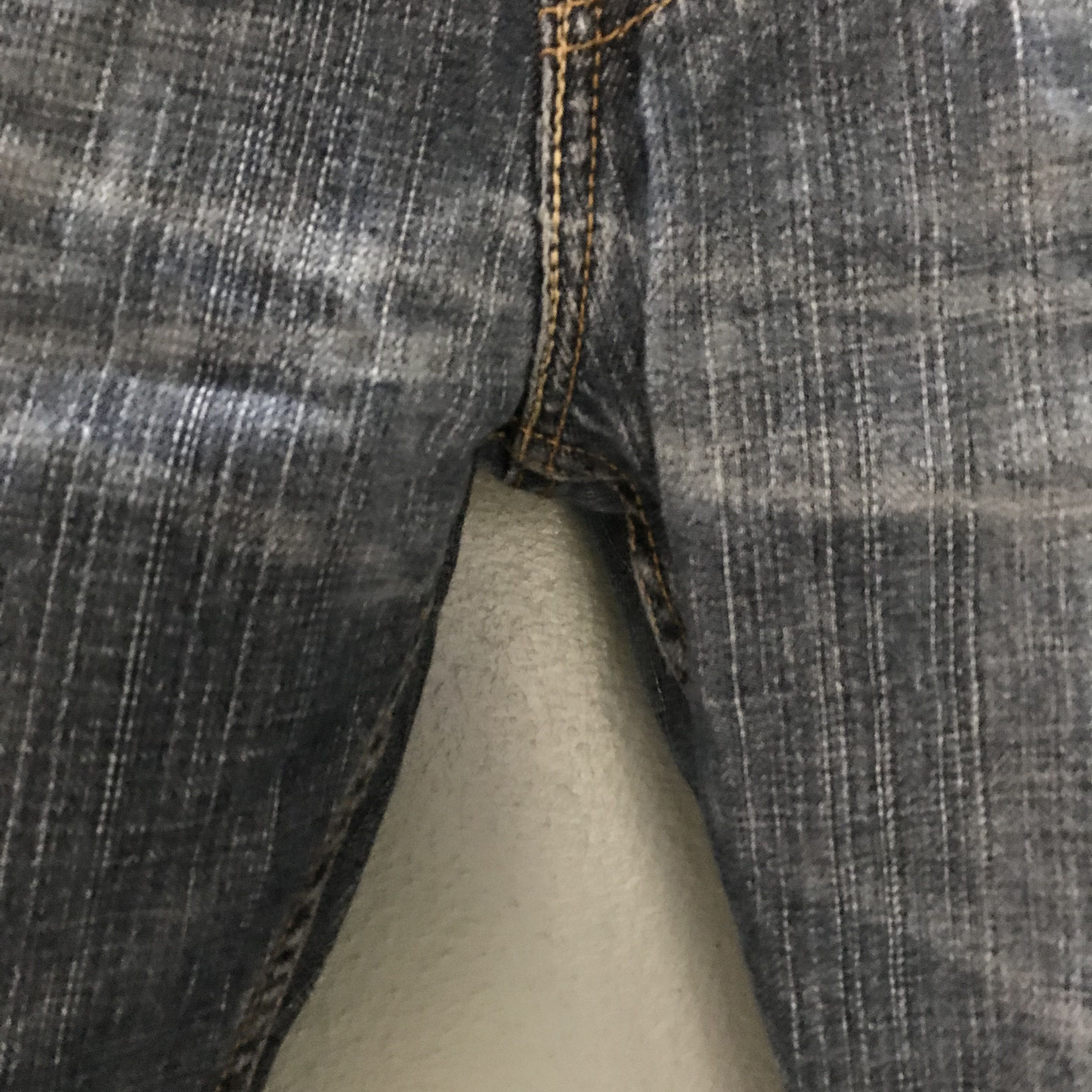 Levi's Vintage Levi's 559 Relaxed Straight Light Washed Size US 33 - 6 Thumbnail