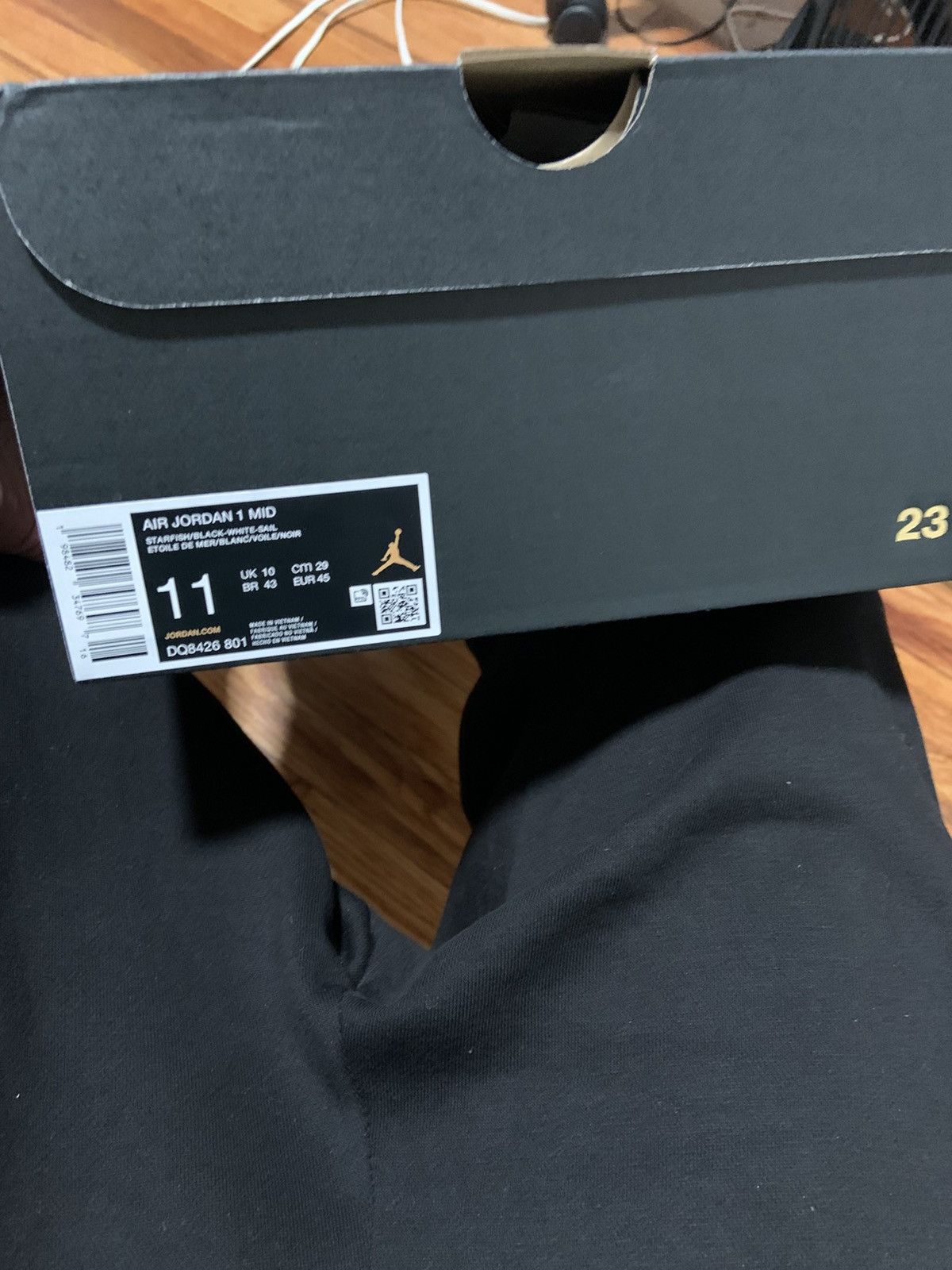 Jordan Brand Jordan 1s “STARFISH” colorway Size US 11 / EU 44 - 5 Thumbnail
