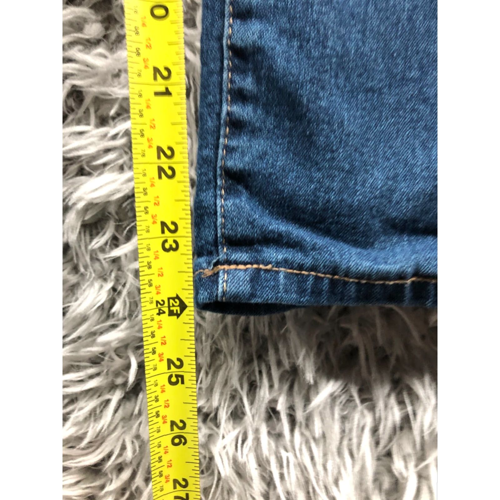Vintage No Boundaries Jeans Mid Rise Skinny Juniors Size 13 Blue Denim 25in Inseam Slim Fit Pocket 5-Pocket Womens Jeans Size 34" / US 12 / IT 48 - 3 Thumbnail