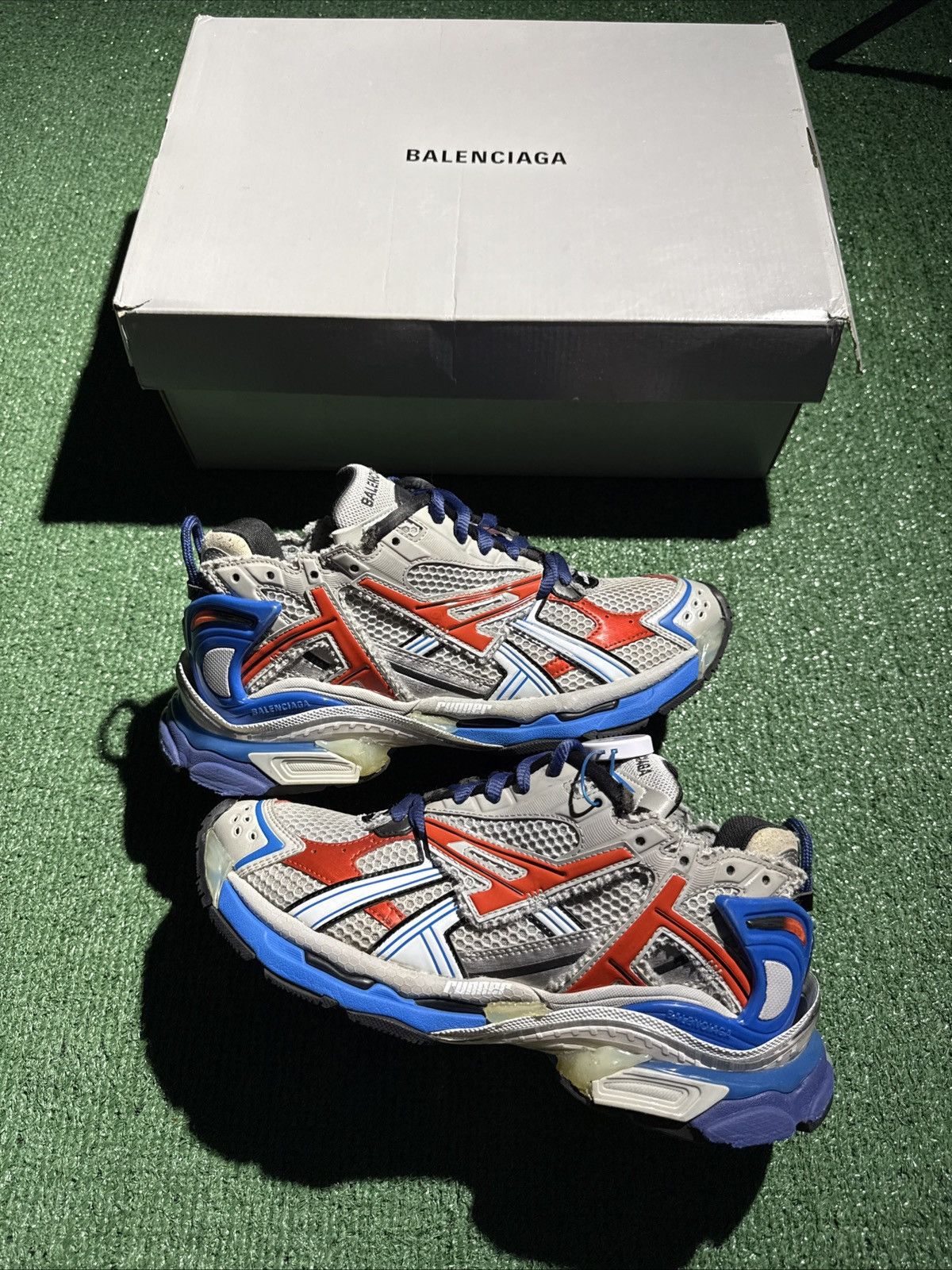 Balenciaga Size 41 Size 8 - Balenciaga Runner Sneaker Grey Red 