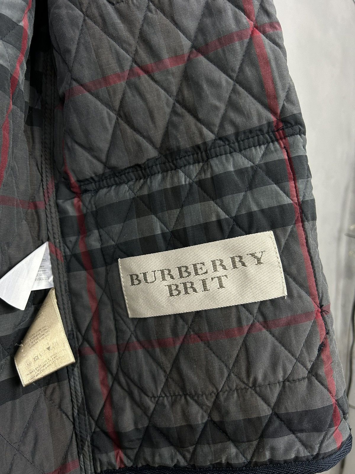 Burberry Burberry Quilted Navy Jacket Snap Button Classic Check Size US S / EU 44-46 / 1 - 12 Thumbnail