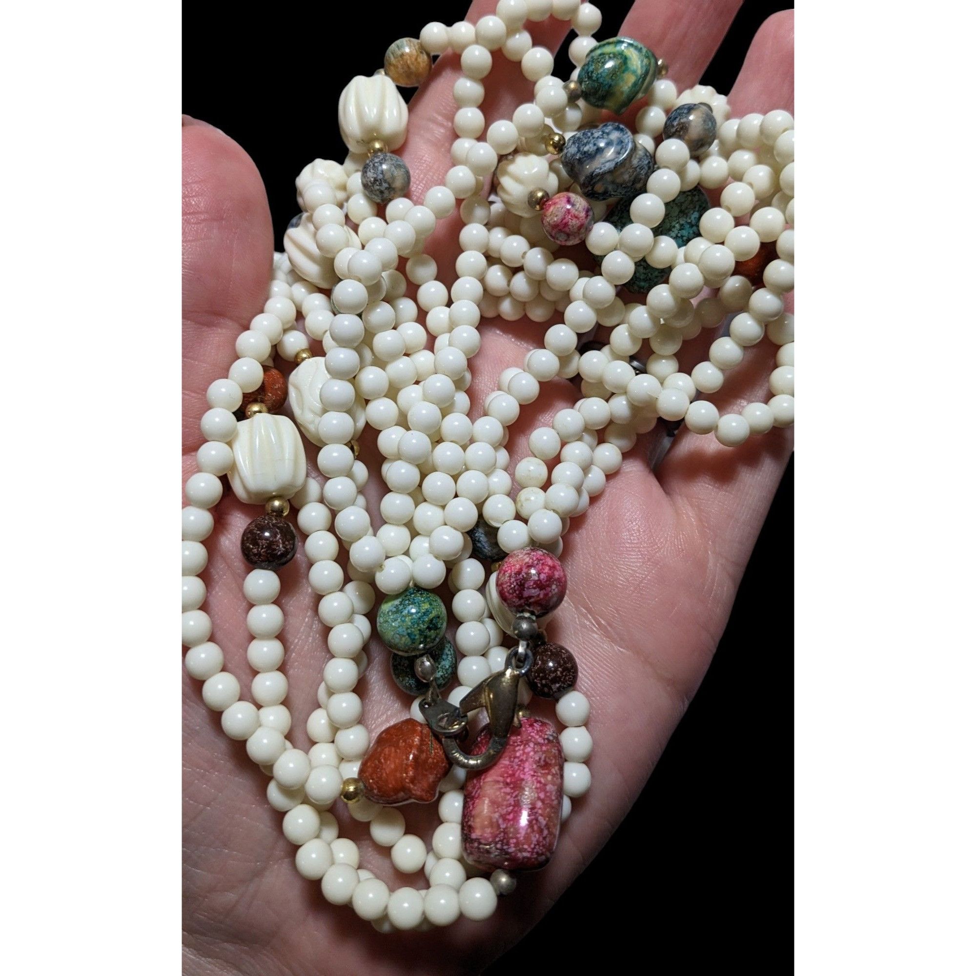 Other Vintage White And Rainbow Beaded Lucite Necklace Size ONE SIZE - 3 Thumbnail