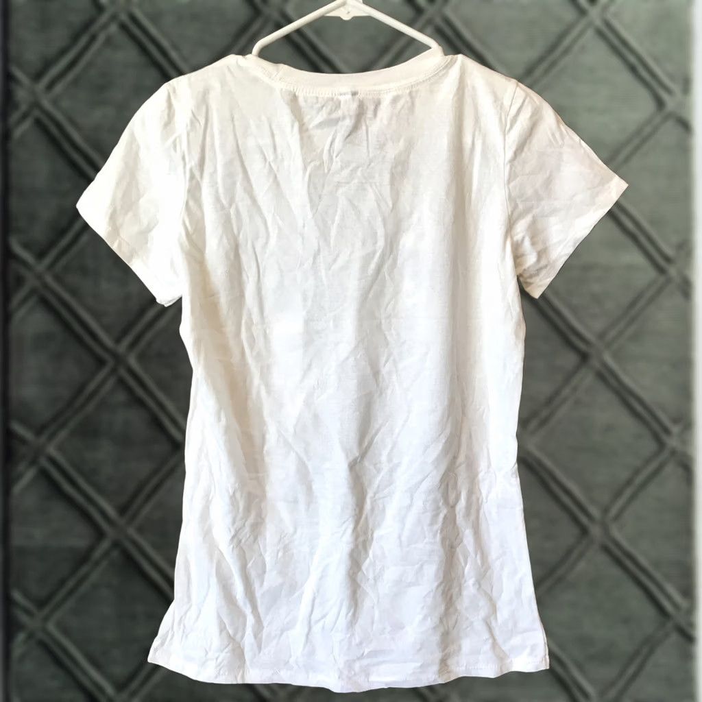 Hot Topic 5 Seconds Of Summer Women Jrs T Shirt M Short Sleeve White Hot Topic NWT B26 Shirt Womens M White 5 Seconds Of Summer Size M / US 6-8 / IT 42-44 - 1 Thumbnail