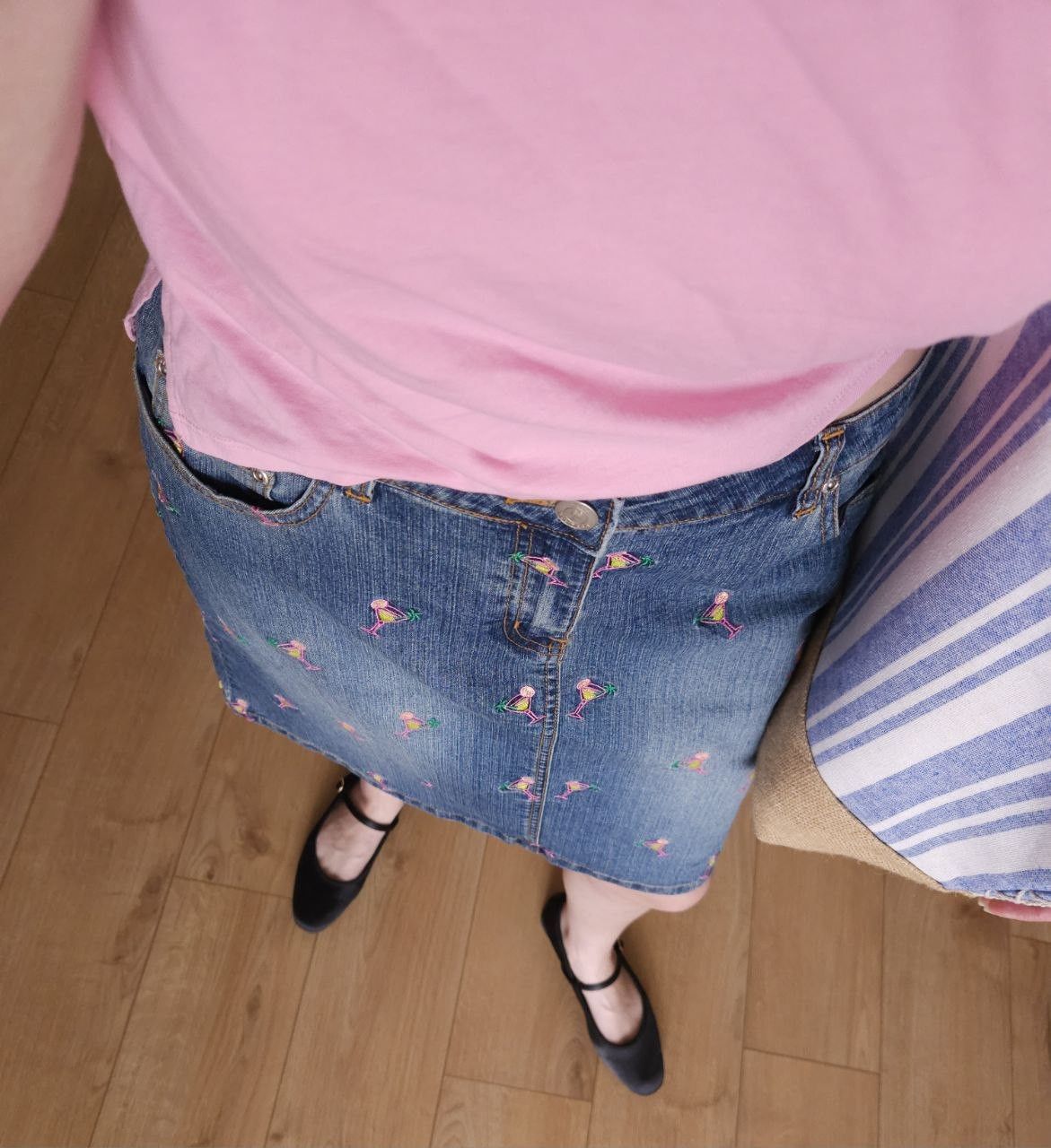 Lilly Pulitzer Vintage Lilly Pulitzer Martini Denim Skirt Y2K Size 28" / US 6 / IT 42 - 6 Thumbnail