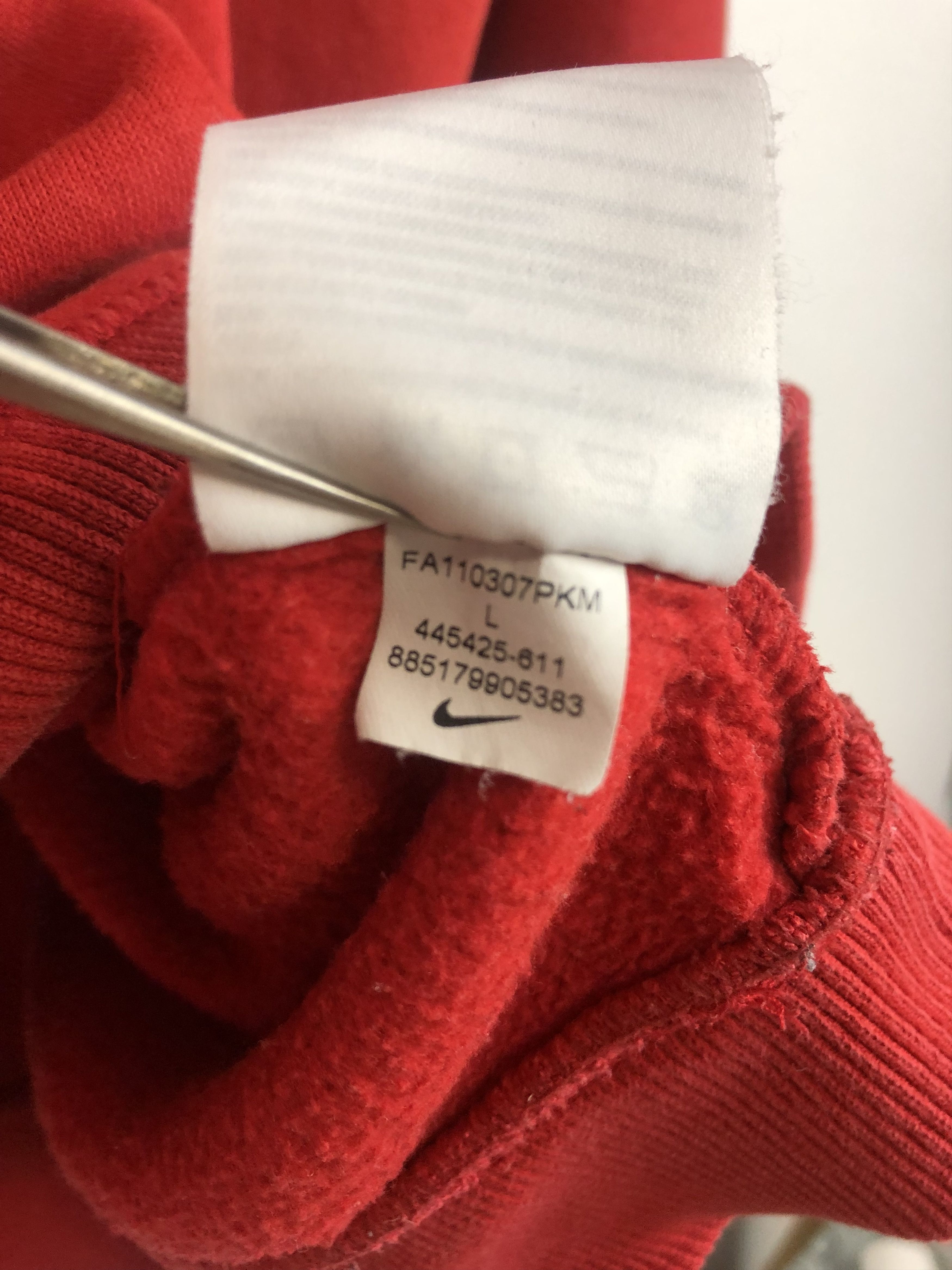 Vintage Vintage Nike Red Big Logo Sweatshirt Rare Hype Size US L / EU 52-54 / 3 - 10 Thumbnail