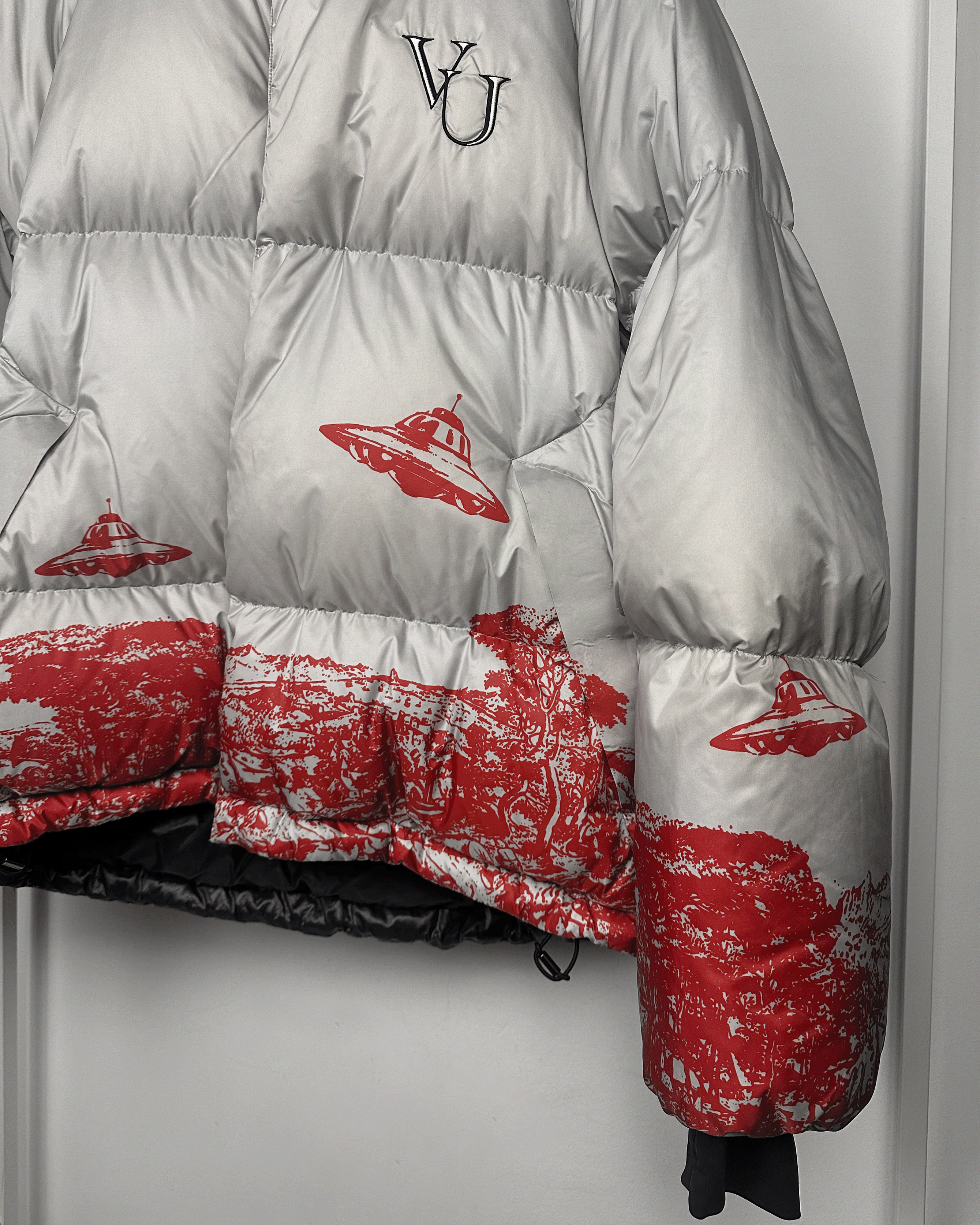 Undercover × Valentino Undercover x Valentino Time Traveller Puffer Down Jacket Size US L / EU 52-54 / 3 - 4 Thumbnail