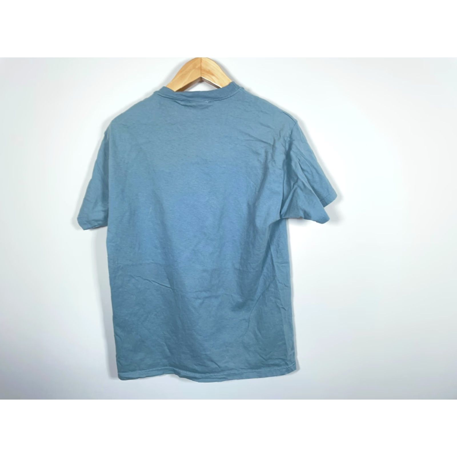 Nickelodeon VINTAGE Nickelodeon SpongeBob SquarePants T-Shirt Men’s Large Blue 2002 Surf King Graphic Print Reg Fit Size US L / EU 52-54 / 3 - 2 Thumbnail