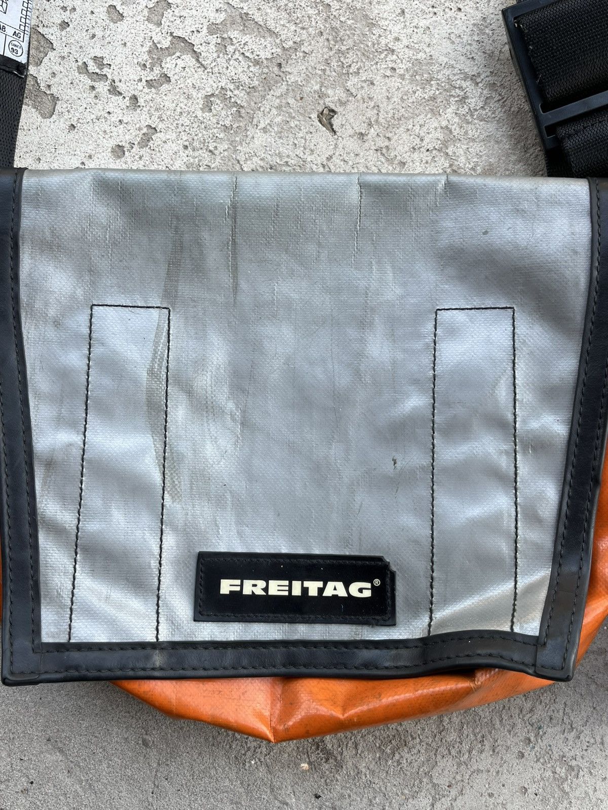 Freitag Vintage Freitag F11 Lassie Recycled Messenger Bag Crossbody Size ONE SIZE - 3 Thumbnail
