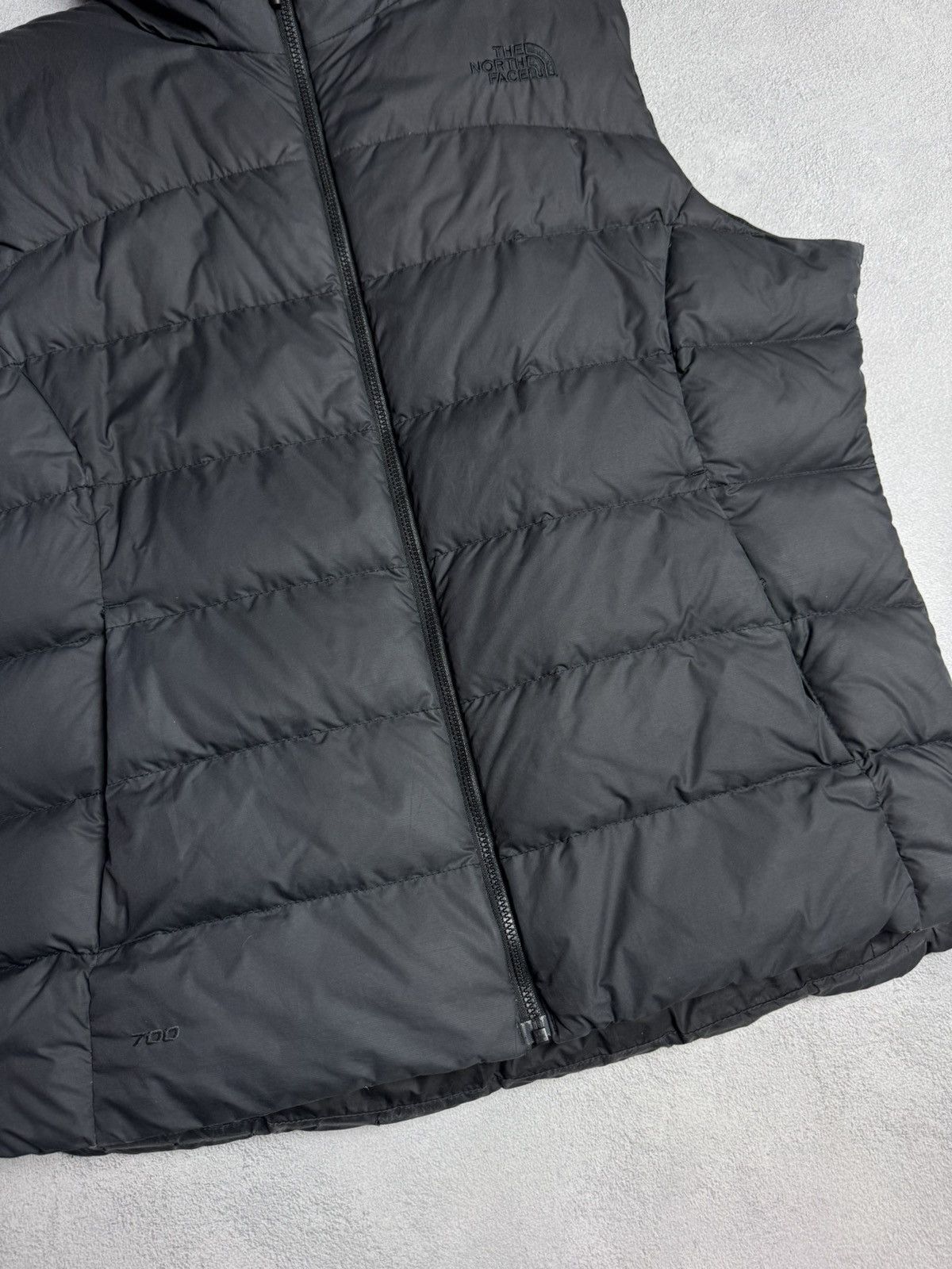 The North Face The North Face 700 Nuptse Black Puffer Vest Gilet Size L / US 10 / IT 46 - 4 Thumbnail