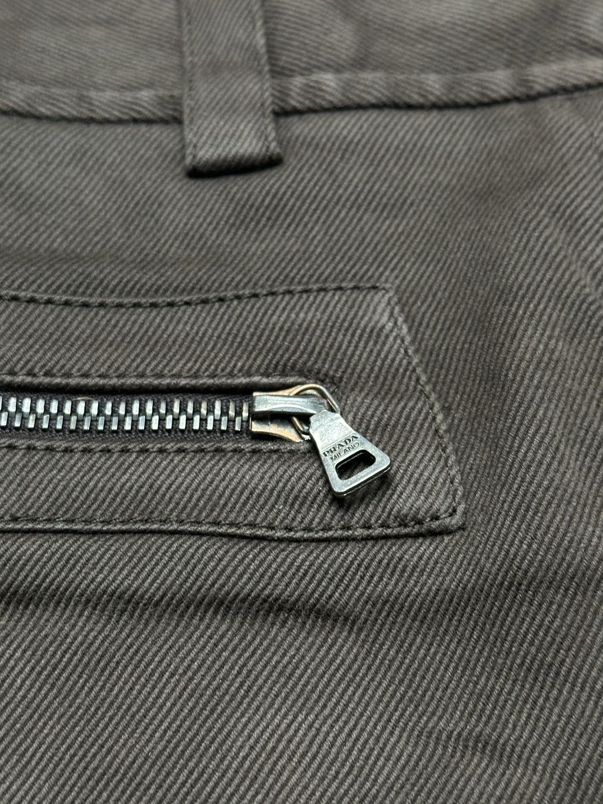 Prada Prada Size 26" / US 2 / IT 38 - 5 Thumbnail