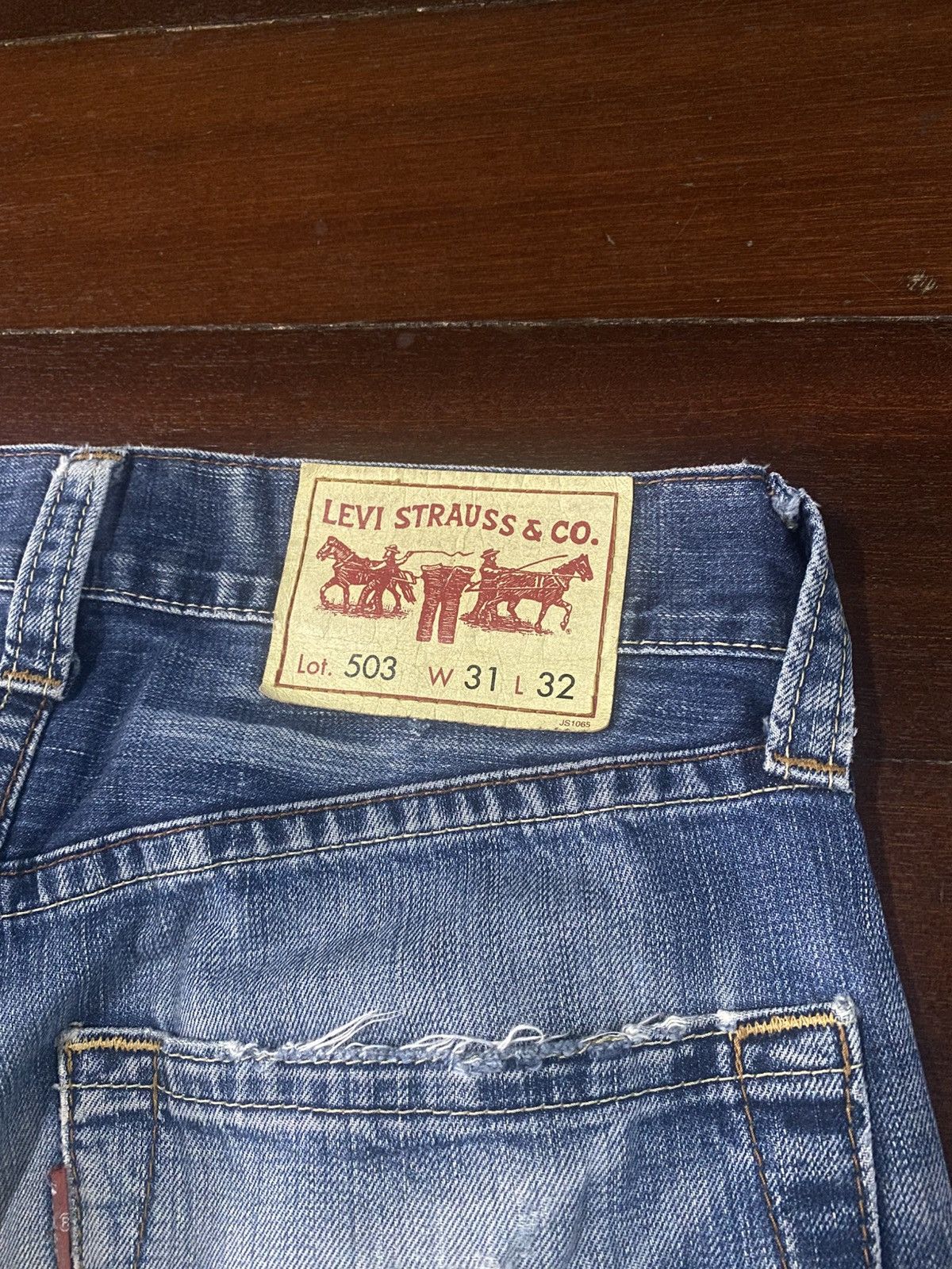 Levi's Fire Levi's 503 Distressed Jeans Faded Pants Denim Size US 32 / EU 48 - 14 Thumbnail