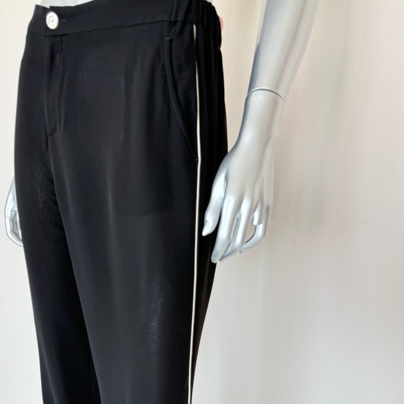 Gucci Gucci silk women pants size 44 IT or 10 US Authentic Size 32" / US 10 / IT 46 - 3 Thumbnail