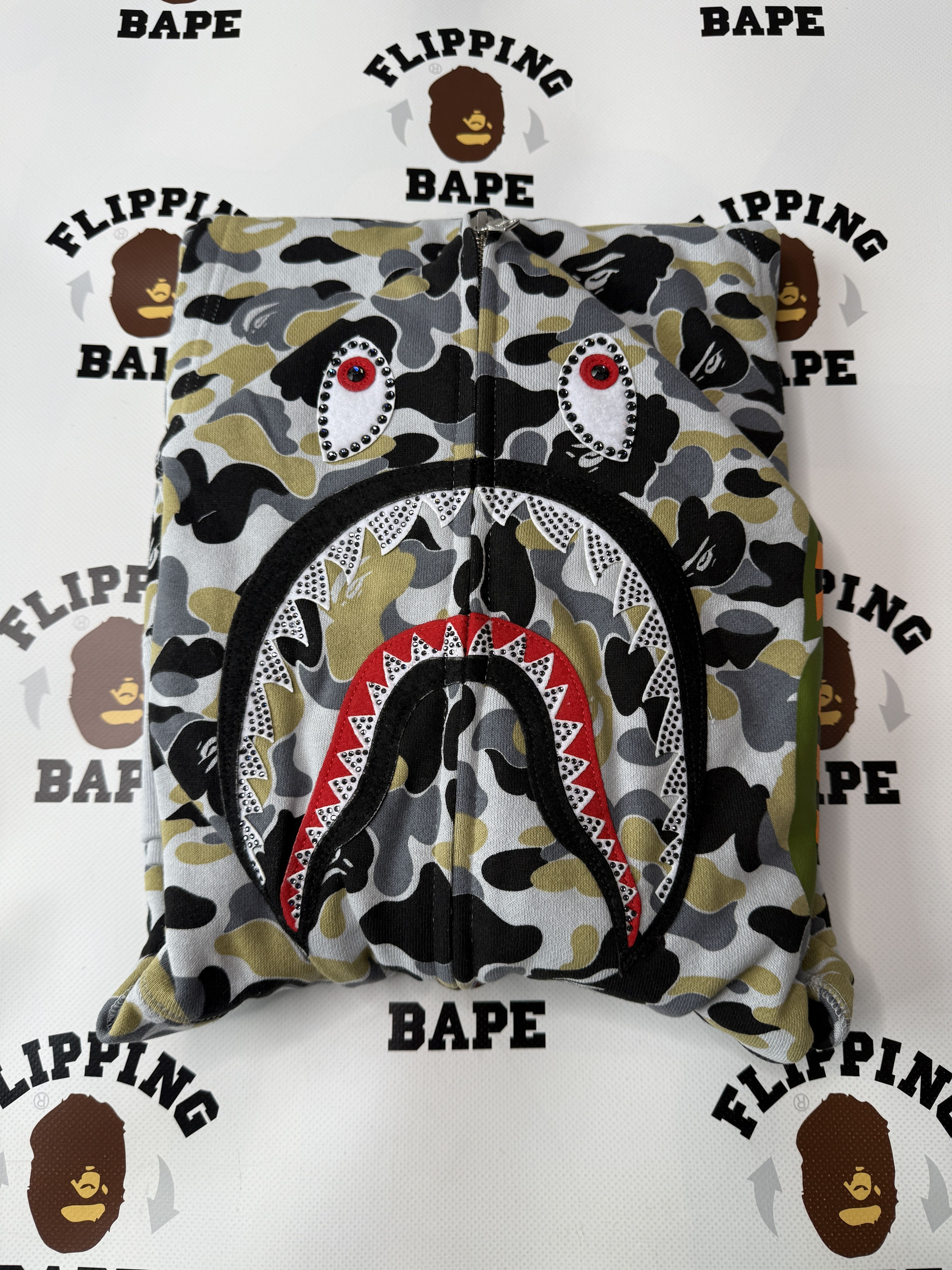 Bape BAPE STORE GINZA OPENING CRYSTAL STONE SHARK FULL ZIP HOODIE Size US M / EU 48-50 / 2 - 18 Thumbnail