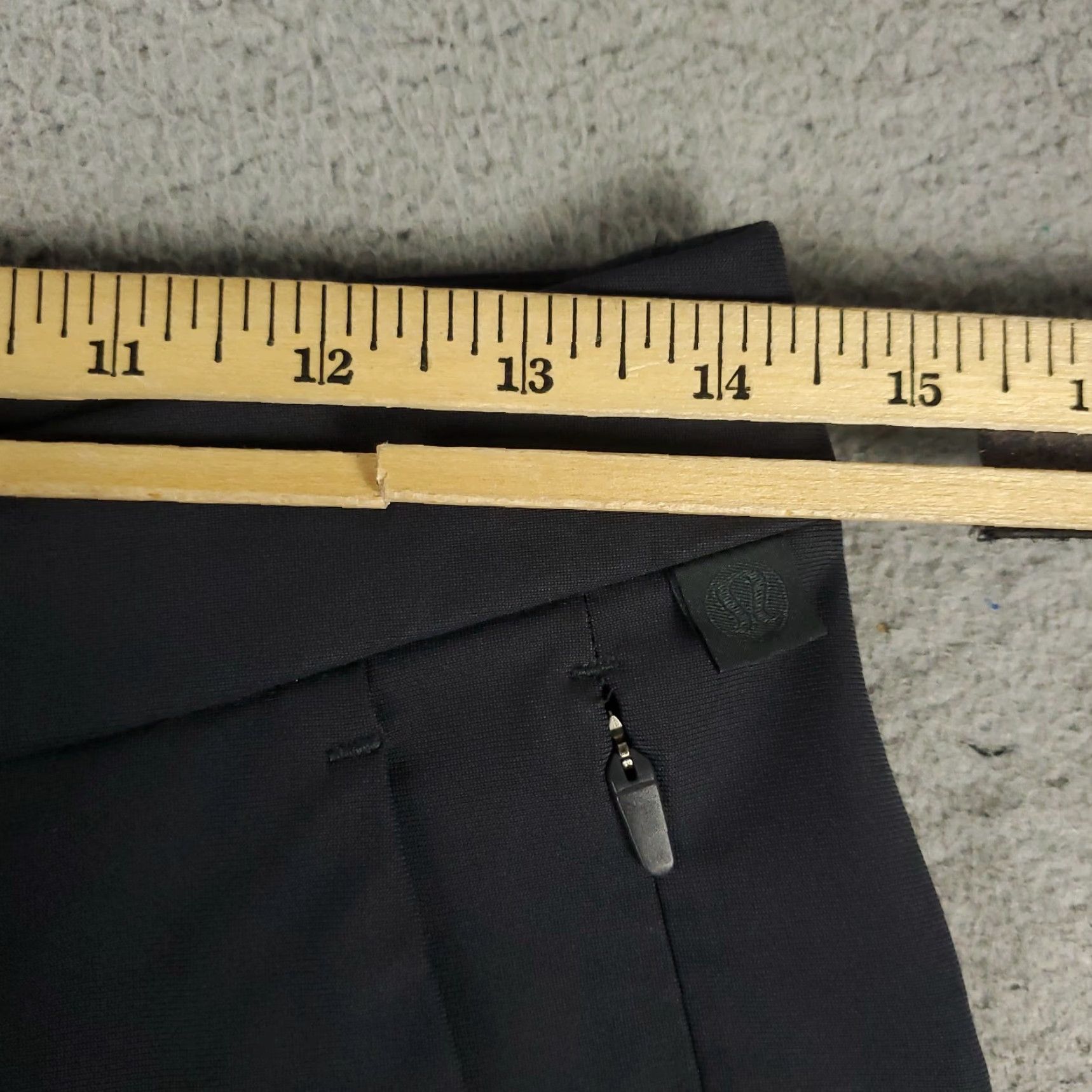 Lululemon Lululemon Pants Mens 28x30 Gray Commission Slash Pockets Chino Trousers Shirt? Size US 28 / EU 44 - 4 Thumbnail