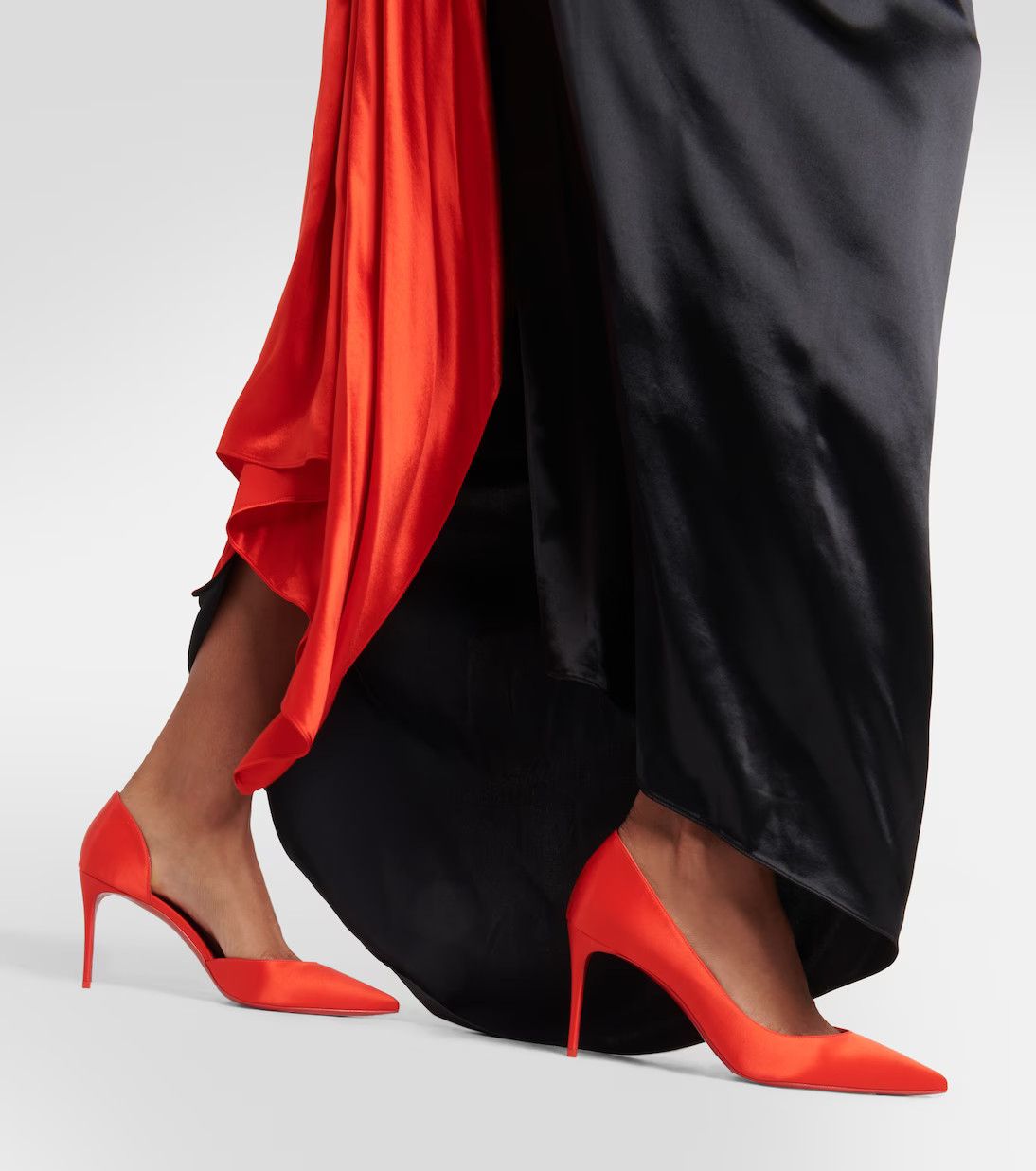 Christian Louboutin o1s1wg110924 Iriza Crepe Pumps in Red Size US 8 / IT 38 - 4 Thumbnail