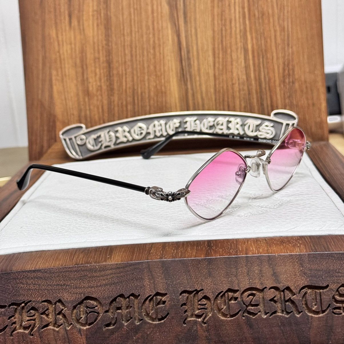 Chrome Hearts Chrome Hearts Diamond Dog 1/1 Sunglasses Size ONE SIZE - 4 Thumbnail