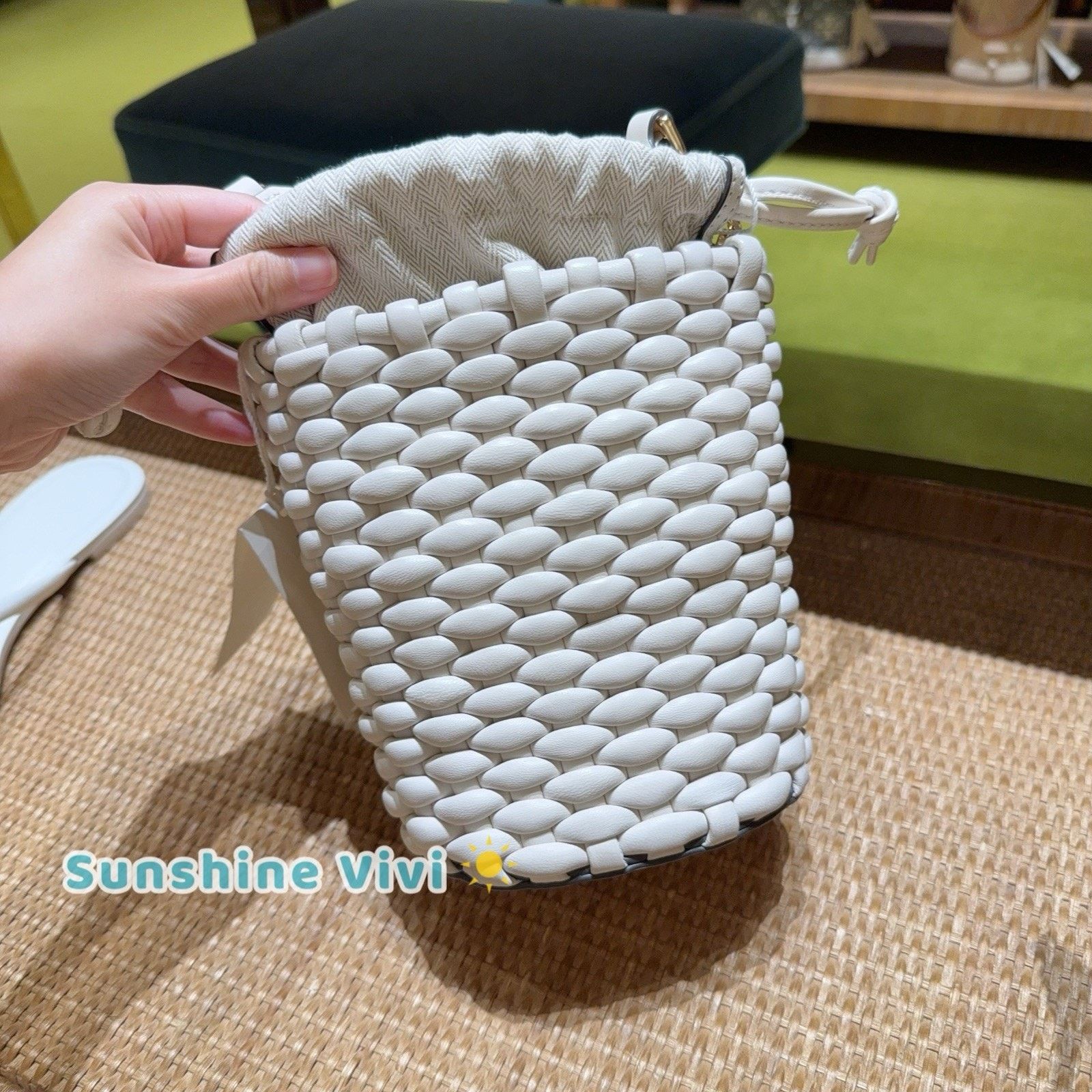 Tory Burch NWT Tory Burch Emerson Mini Bucket Bag 160648 New Ivory Size ONE SIZE - 3 Thumbnail