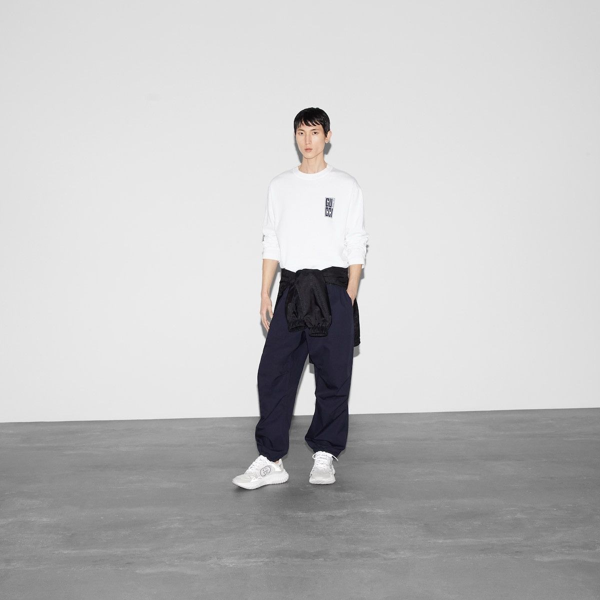 Gucci o1s1wg110925 Cotton Jersey T-Shirt With Gucci Print in White Size US XXL / EU 58 / 5 - 2 Thumbnail