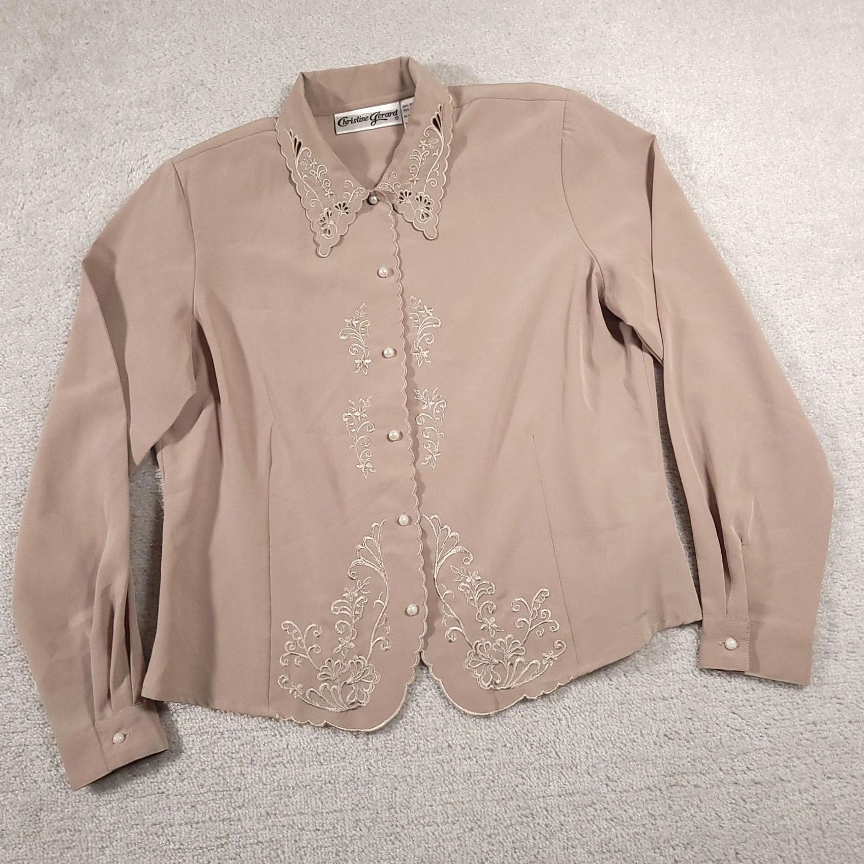 Vintage VINTAGE Christine Gerard Blouse Womens 10 Beige Embroidered Pearl Button Long Sleeve Vintage Style Blouse for Women Size L / US 10 / IT 46 - 2 Thumbnail