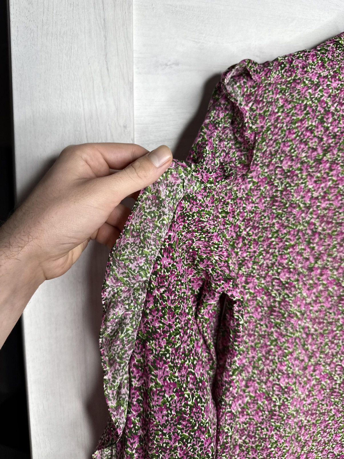 Max Mara Weekend Max Mara Silk Blouse Pink Floral Ruffle Sleeve Shirt Size M / US 6-8 / IT 42-44 - 14 Thumbnail