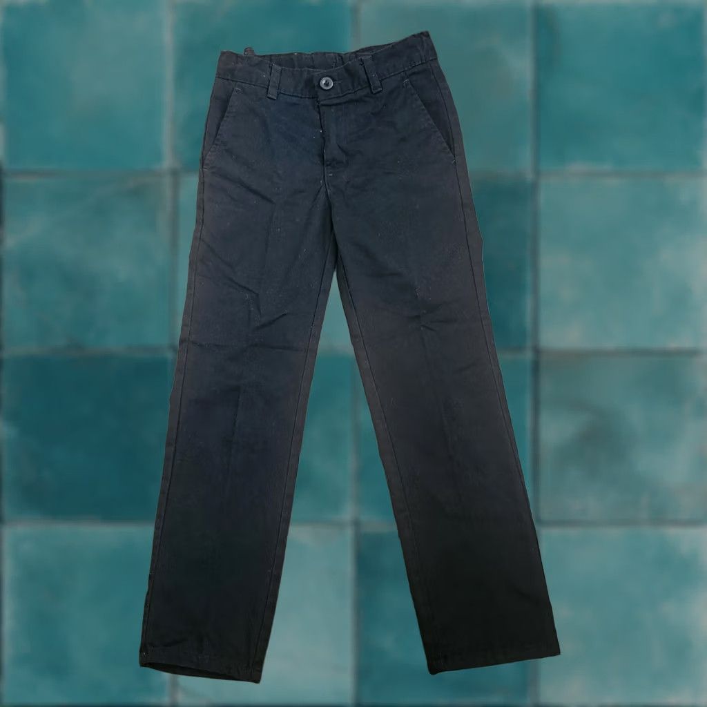Izod IZOD Womens Black Chino Pants Size 8 Stretch Slim Fit Casual Work Size 30" / US 8 / IT 44 - 1 Thumbnail