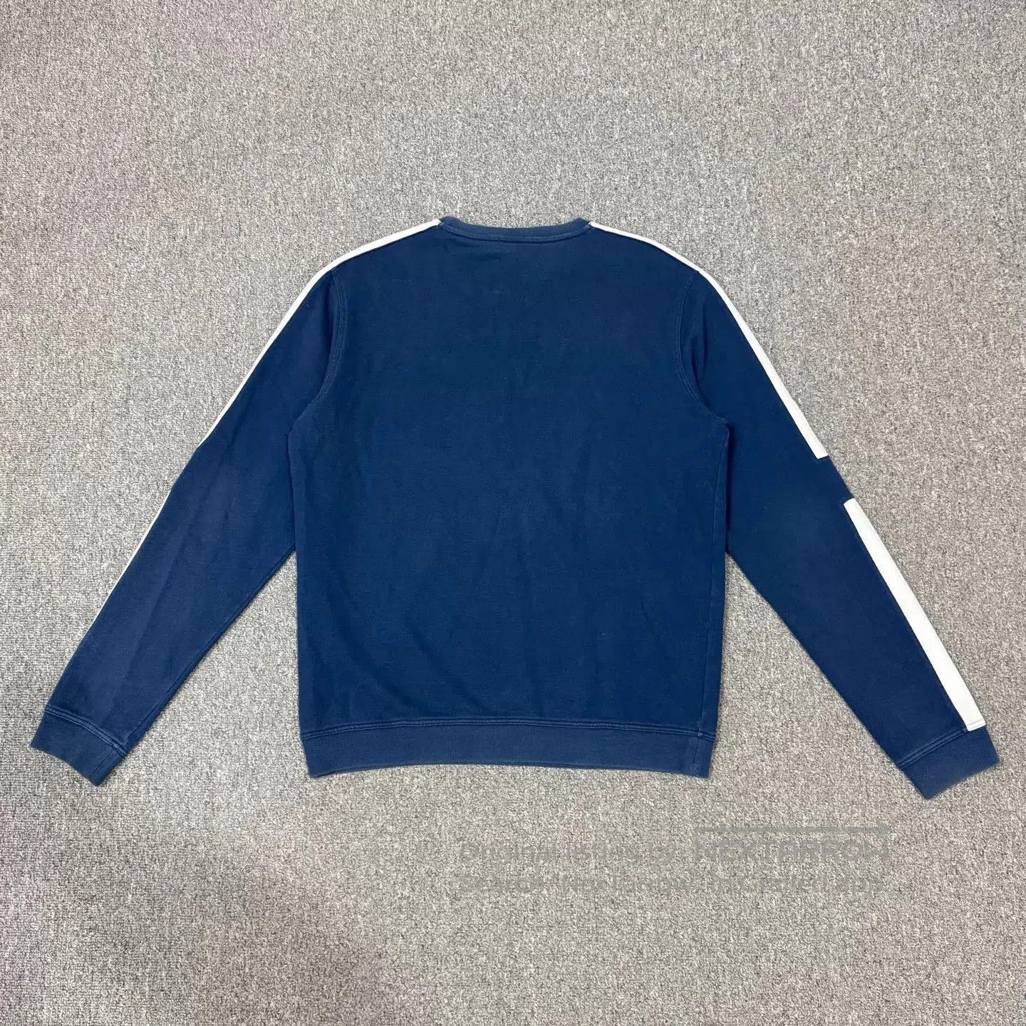 Hermes Blue Long Sleeve Sweatshirt with White Side Stripes XL. Size US XL / EU 56 / 4 - 2 Thumbnail