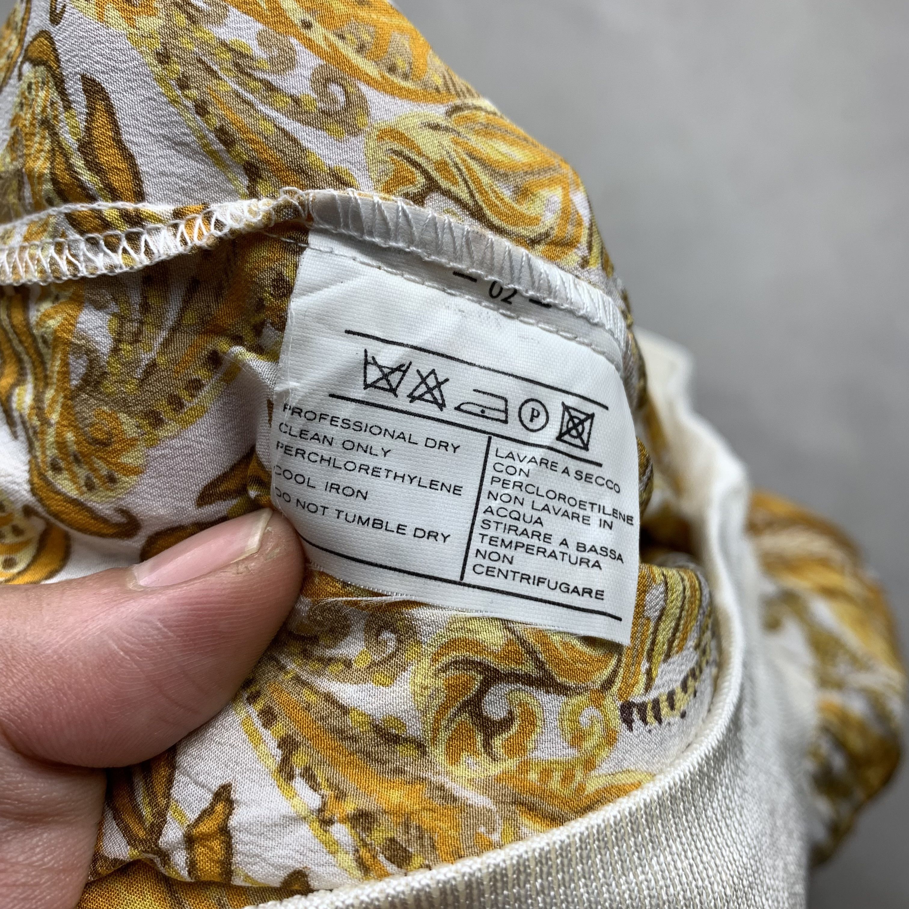 Salvatore Ferragamo Salvatore Ferragamo Silk Jacket Size US S / EU 44-46 / 1 - 6 Thumbnail