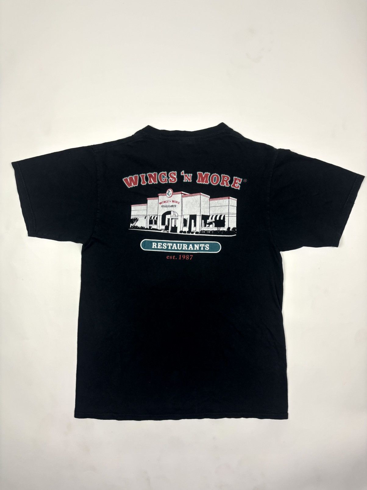 Vintage Vintage 2000s Wings ‘N More Restaurant Tee – Black – Size S Size US S / EU 44-46 / 1 - 3 Thumbnail