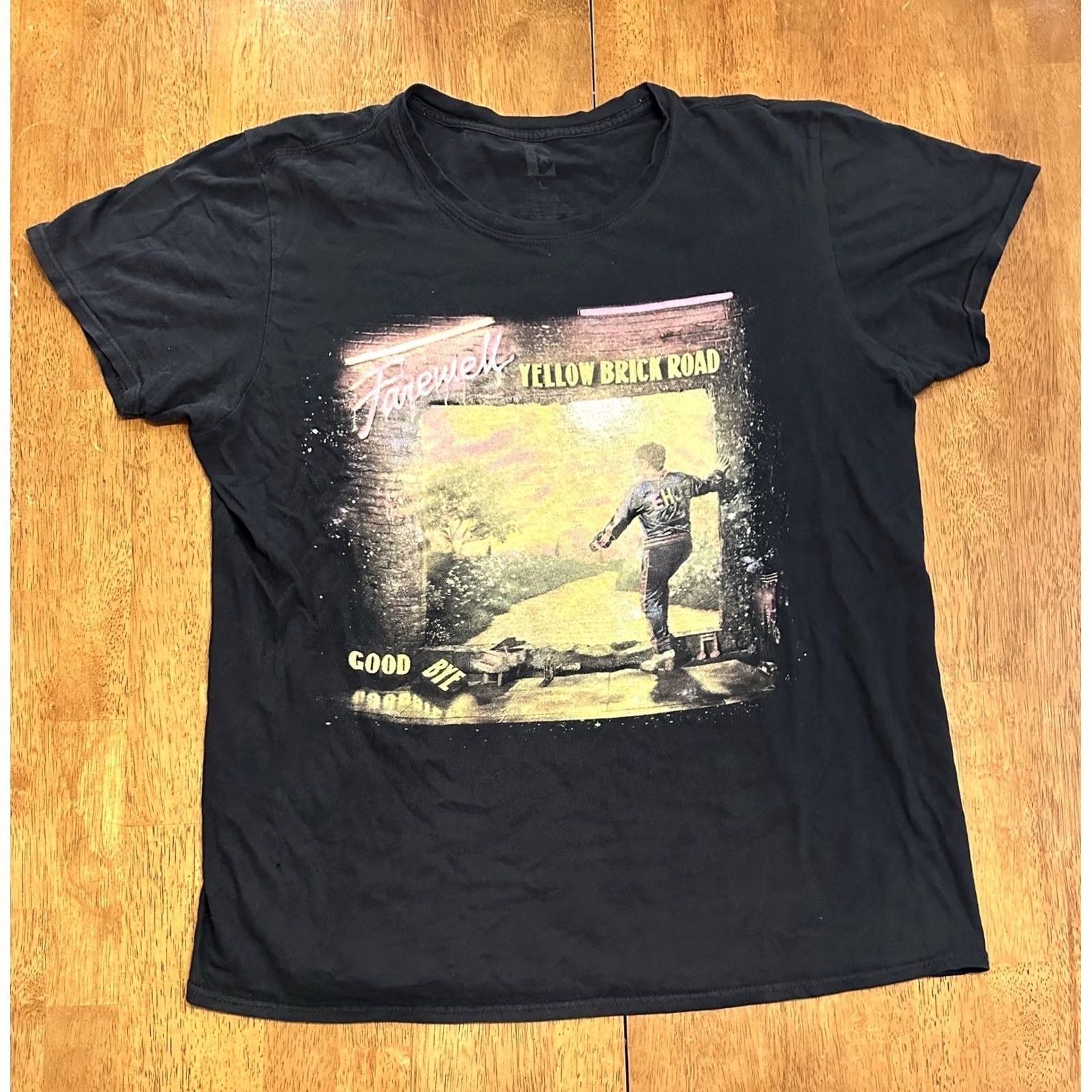 Vintage Elton John Farewell Yellow Brick Road Tour 2018 T Shirt Large Size US L / EU 52-54 / 3 - 2 Thumbnail