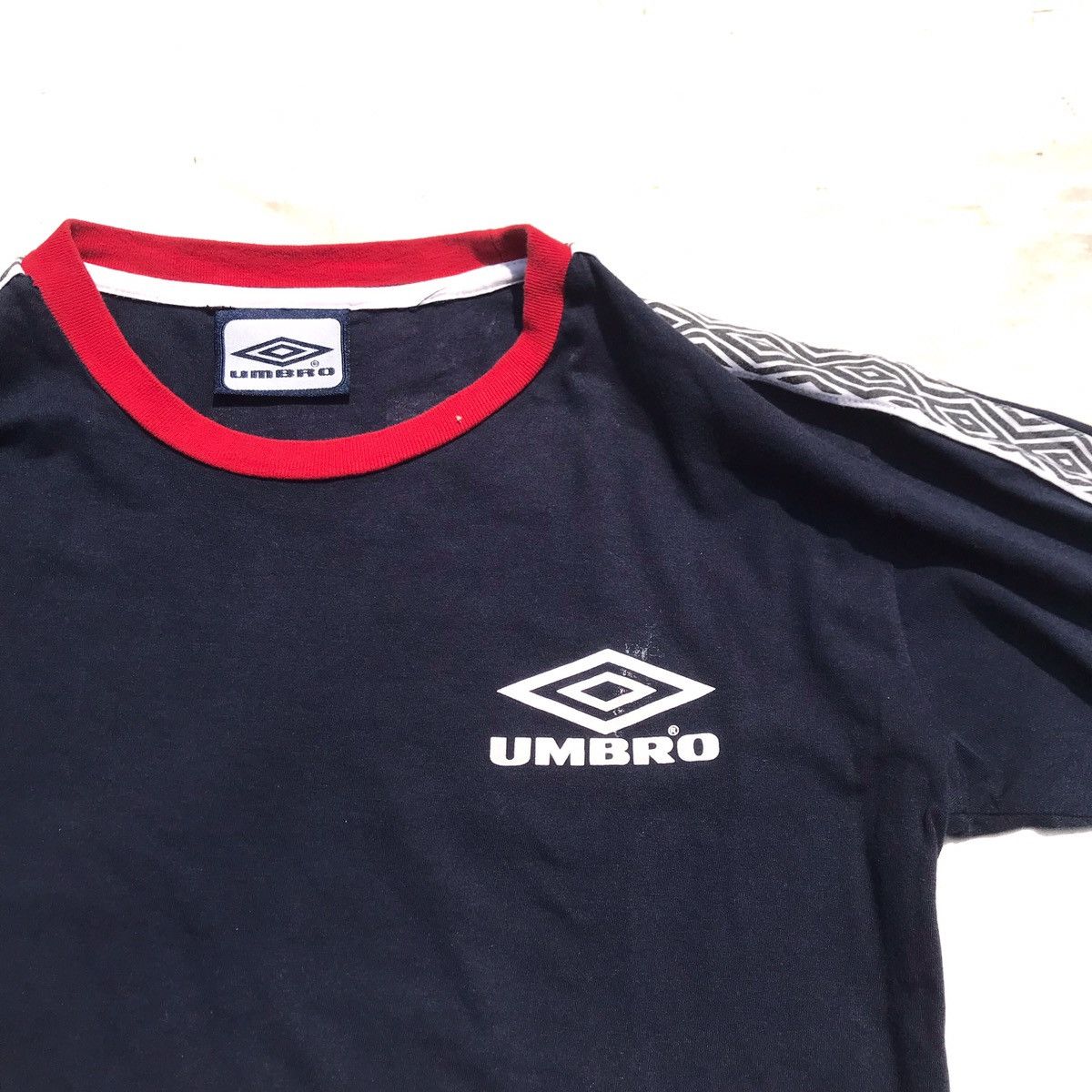 Umbro Umbro Ringer Taped Track Tshirt navy blue tee sportswear Size US M / EU 48-50 / 2 - 2 Thumbnail