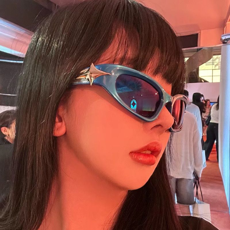 VIBE Future Street ins style custom avant-garde sunglasses Size ONE SIZE - 4 Thumbnail