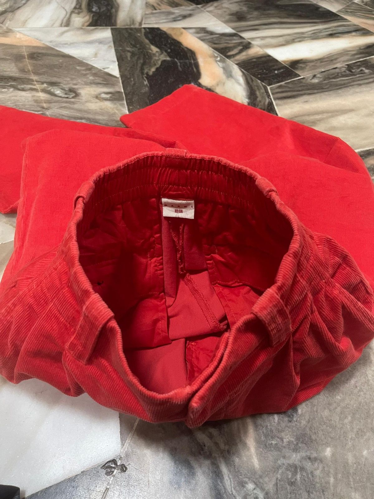 Marni × Uniqlo MARNI x Uniqlo Corduroy Baggy Pants Size 26" / US 2 / IT 38 - 13 Thumbnail