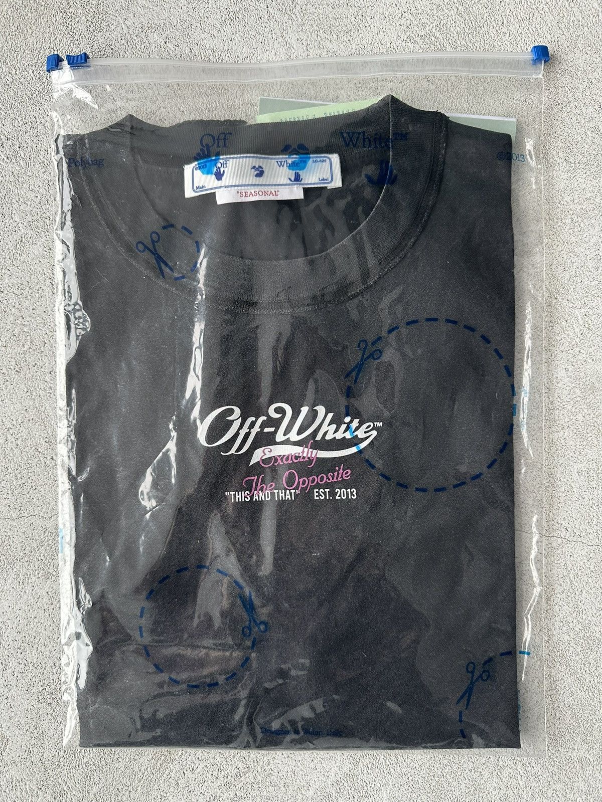 Off-White Off-white "Exactly the Opposite" T-Shirt Size US M / EU 48-50 / 2 - 2 Thumbnail