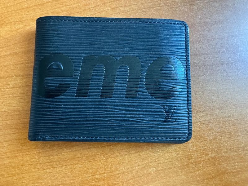Louis Vuitton Supreme Slender Wallet Black