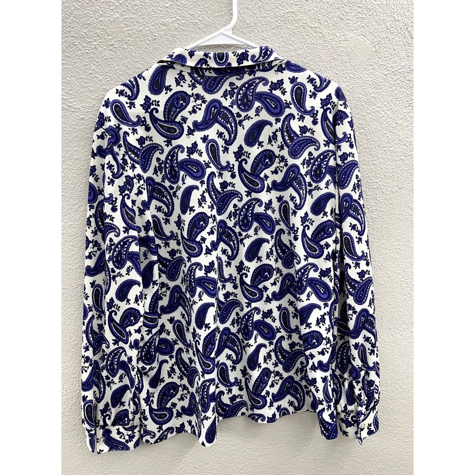 Vintage VINTAGE Womens Fire Islander Shirt 18 White Purple Paisley Button-Up Long Sleeve Shirt Size XXL / US 16-18 / IT 52-54 - 6 Thumbnail