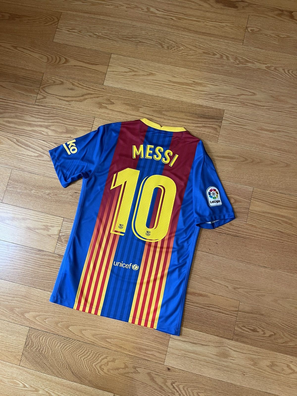 Nike Nike FC Barcelona LIONEL MESSI🇦🇷 2020/21 special jersey Size US S / EU 44-46 / 1 - 1 Thumbnail