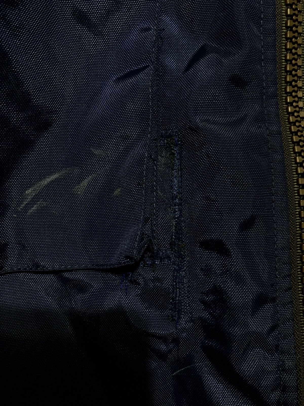 Tommy Hilfiger × Vintage Vintage Tommy Hilfiger windbreaker hoddie jacket Size US M / EU 48-50 / 2 - 5 Thumbnail