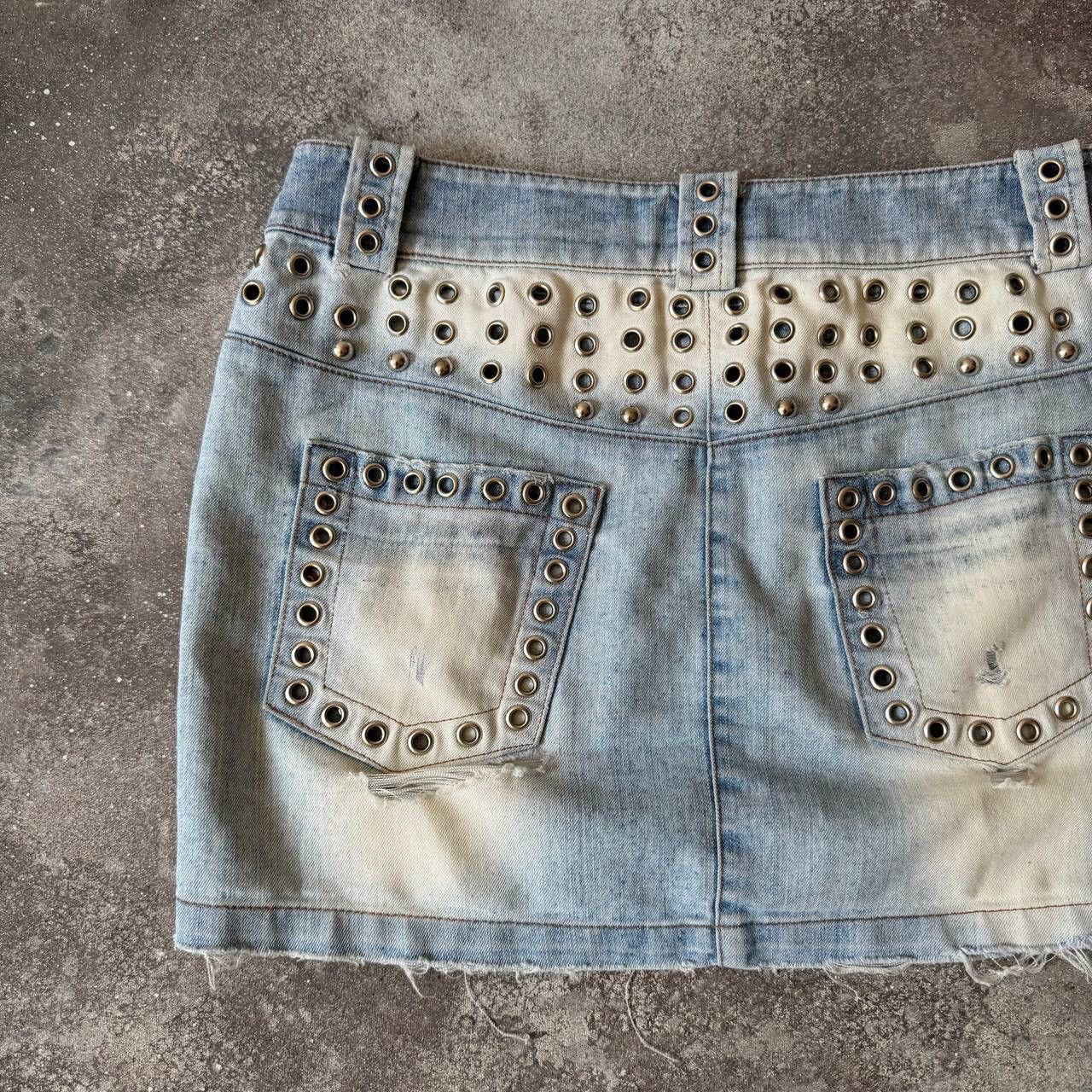 20471120 × Hysteric Glamour × Japanese Brand Opium Y2K Super Sexy Distressed Mini Skirt Size 32" / US 10 / IT 46 - 6 Thumbnail